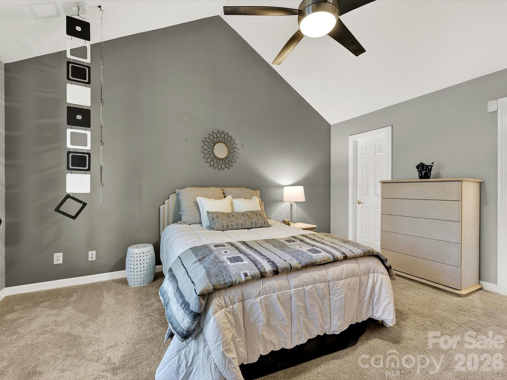 7444 Hurstbourne Green Drive — Charlotte