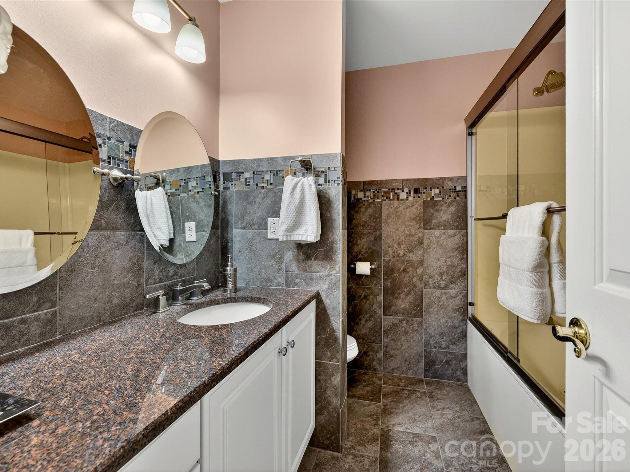 7444 Hurstbourne Green Drive — Charlotte