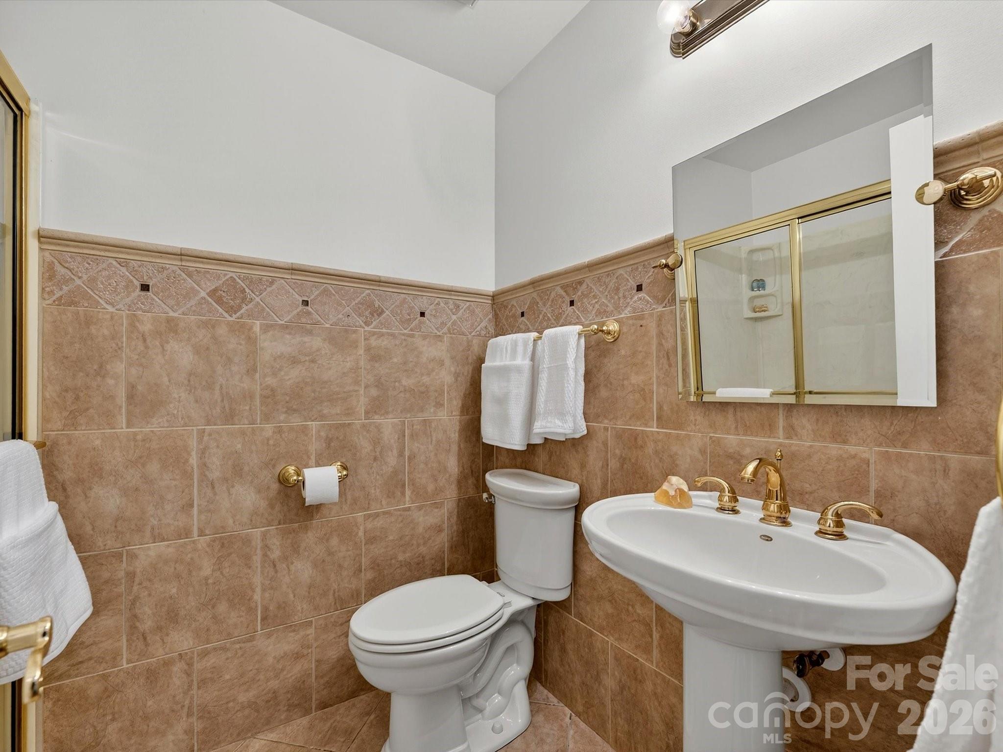 7444 Hurstbourne Green Drive — Charlotte