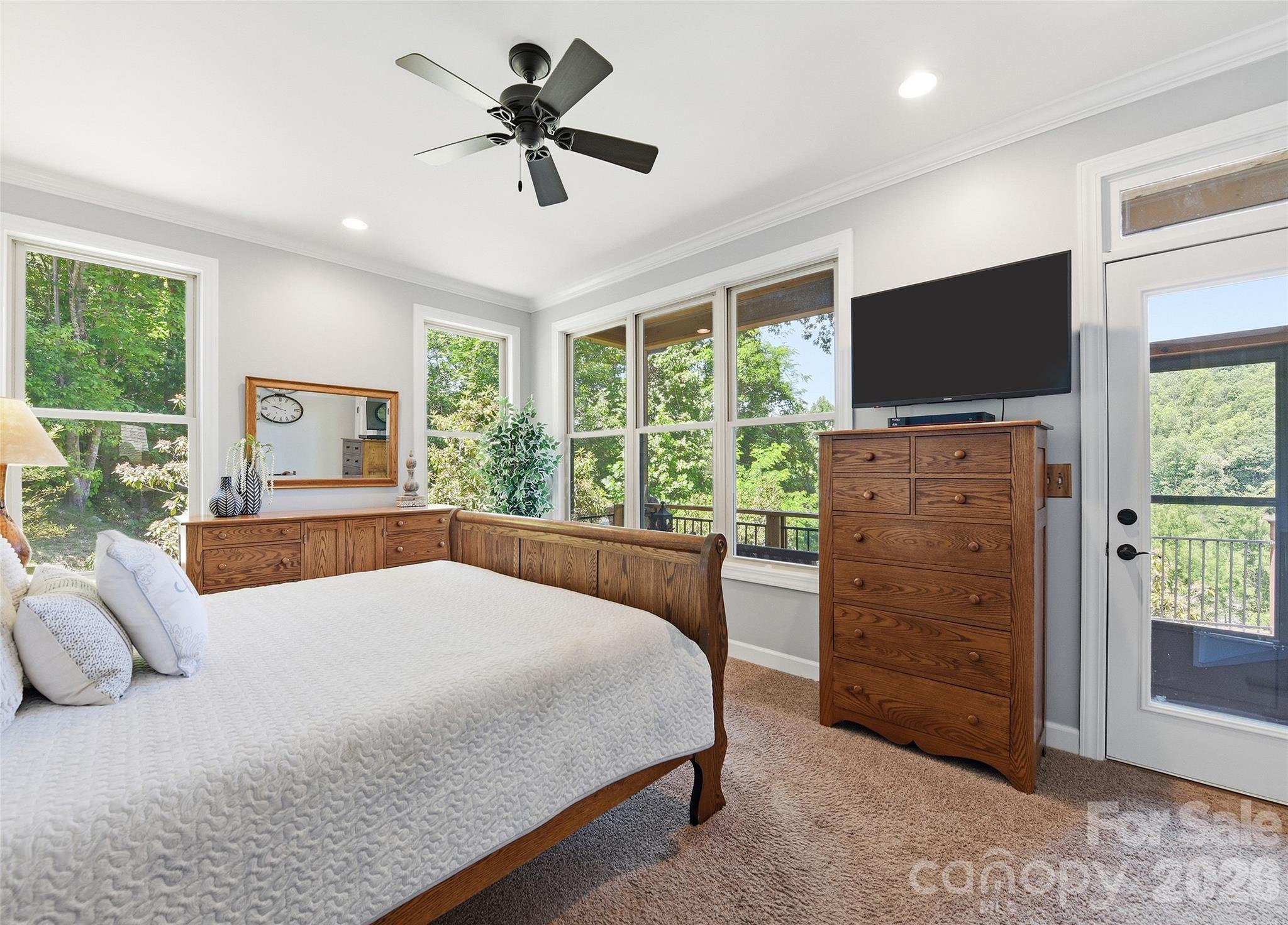 737 Traditions Way — Mars Hill