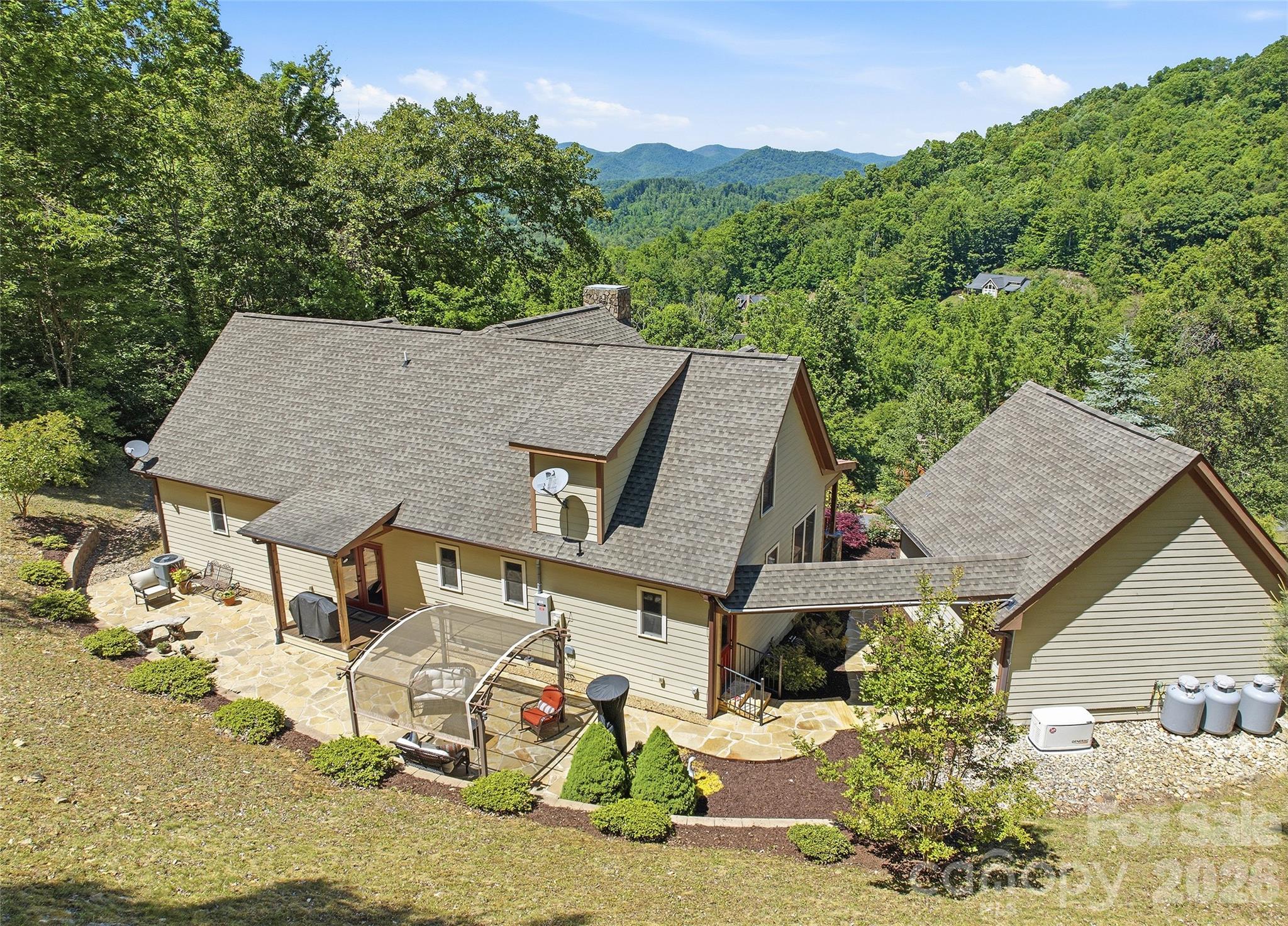 737 Traditions Way — Mars Hill
