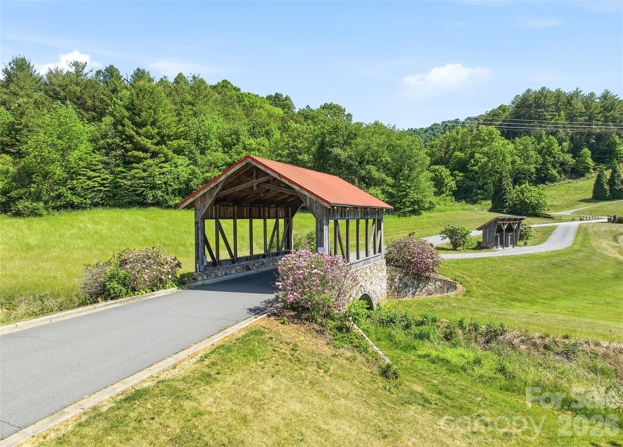737 Traditions Way — Mars Hill