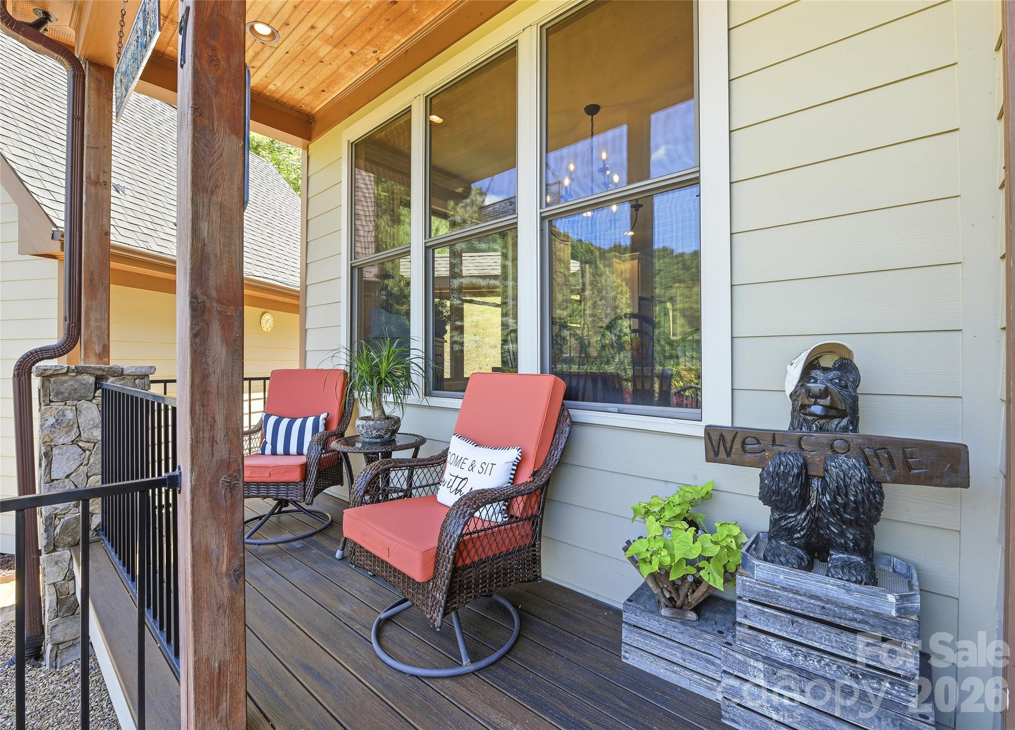 737 Traditions Way — Mars Hill