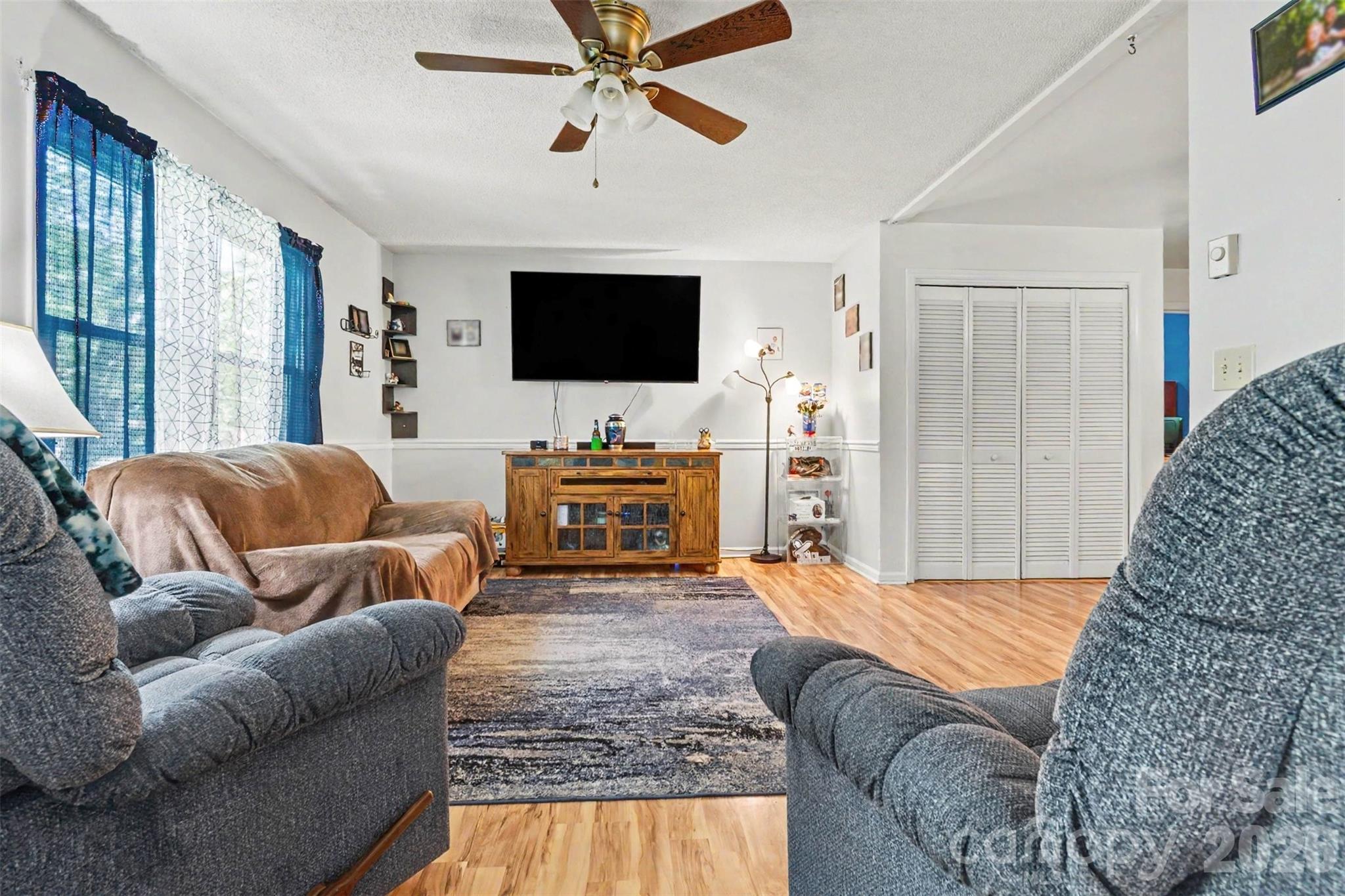 118 Yost Farm Road — Salisbury