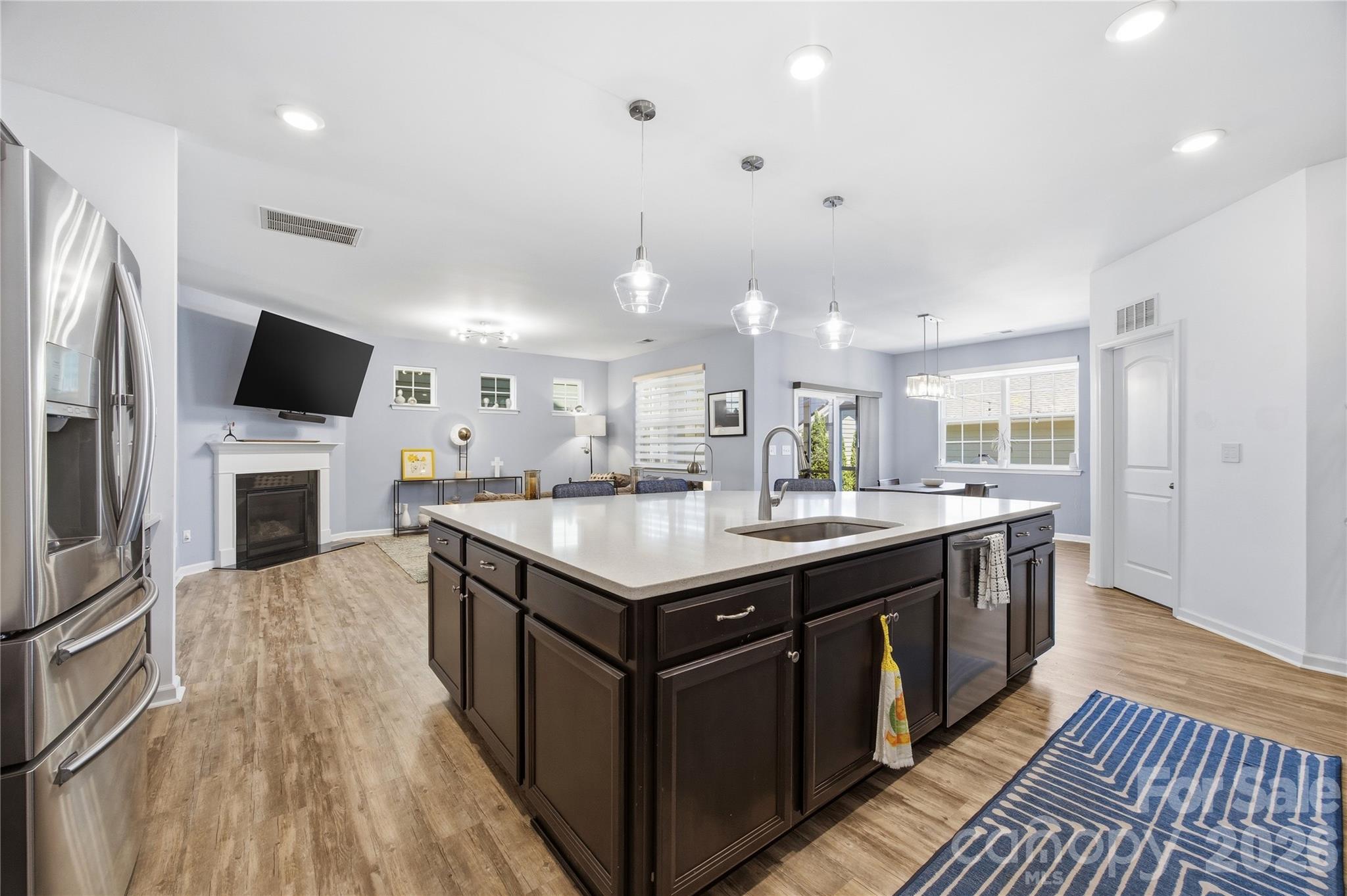 8113 Cornhill Avenue — Charlotte