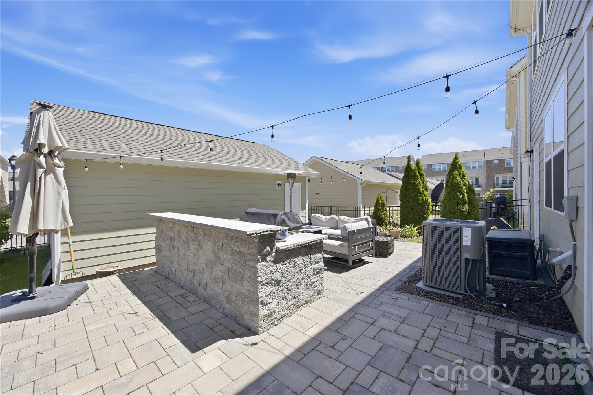 8113 Cornhill Avenue — Charlotte
