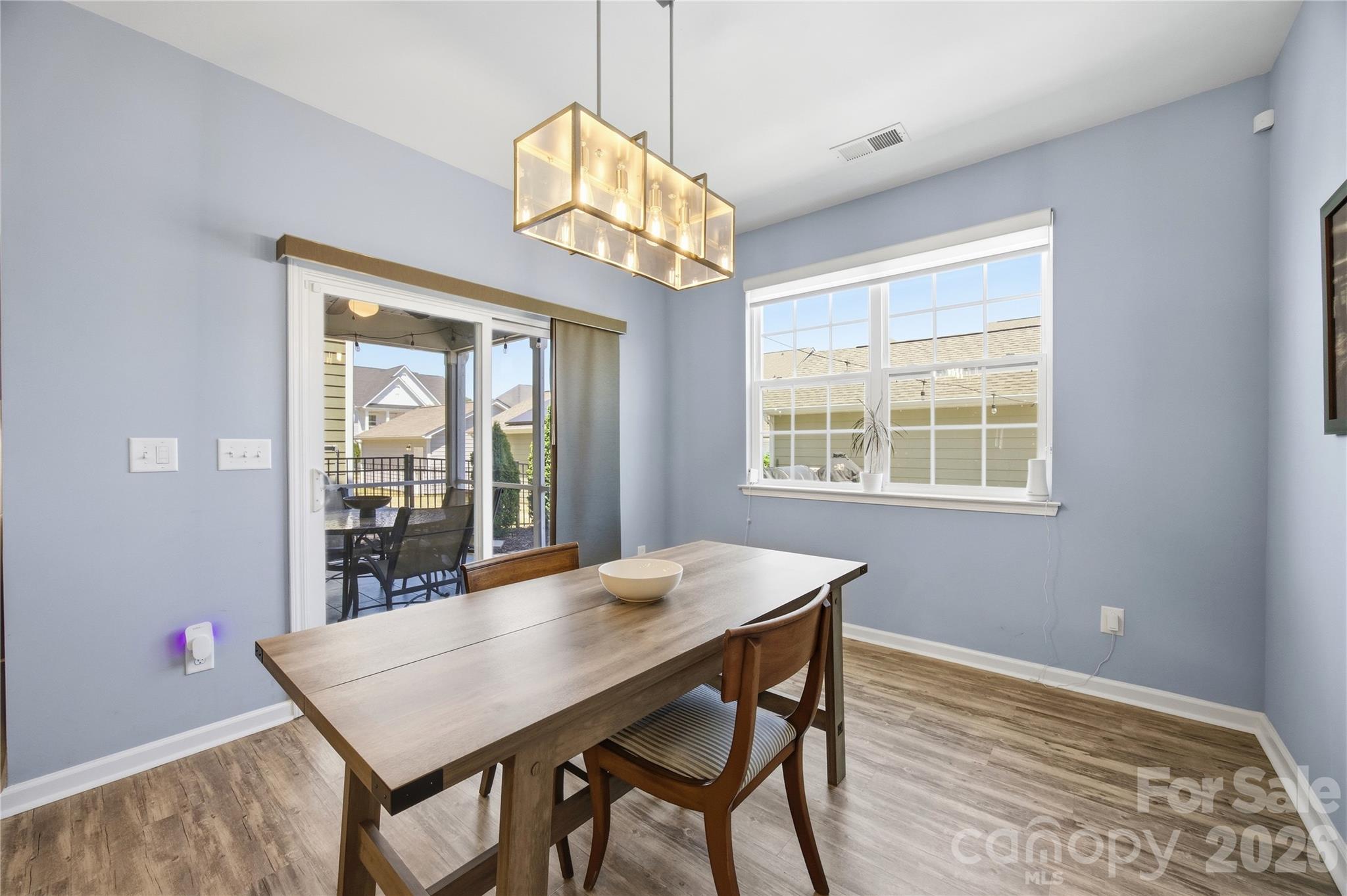 8113 Cornhill Avenue — Charlotte