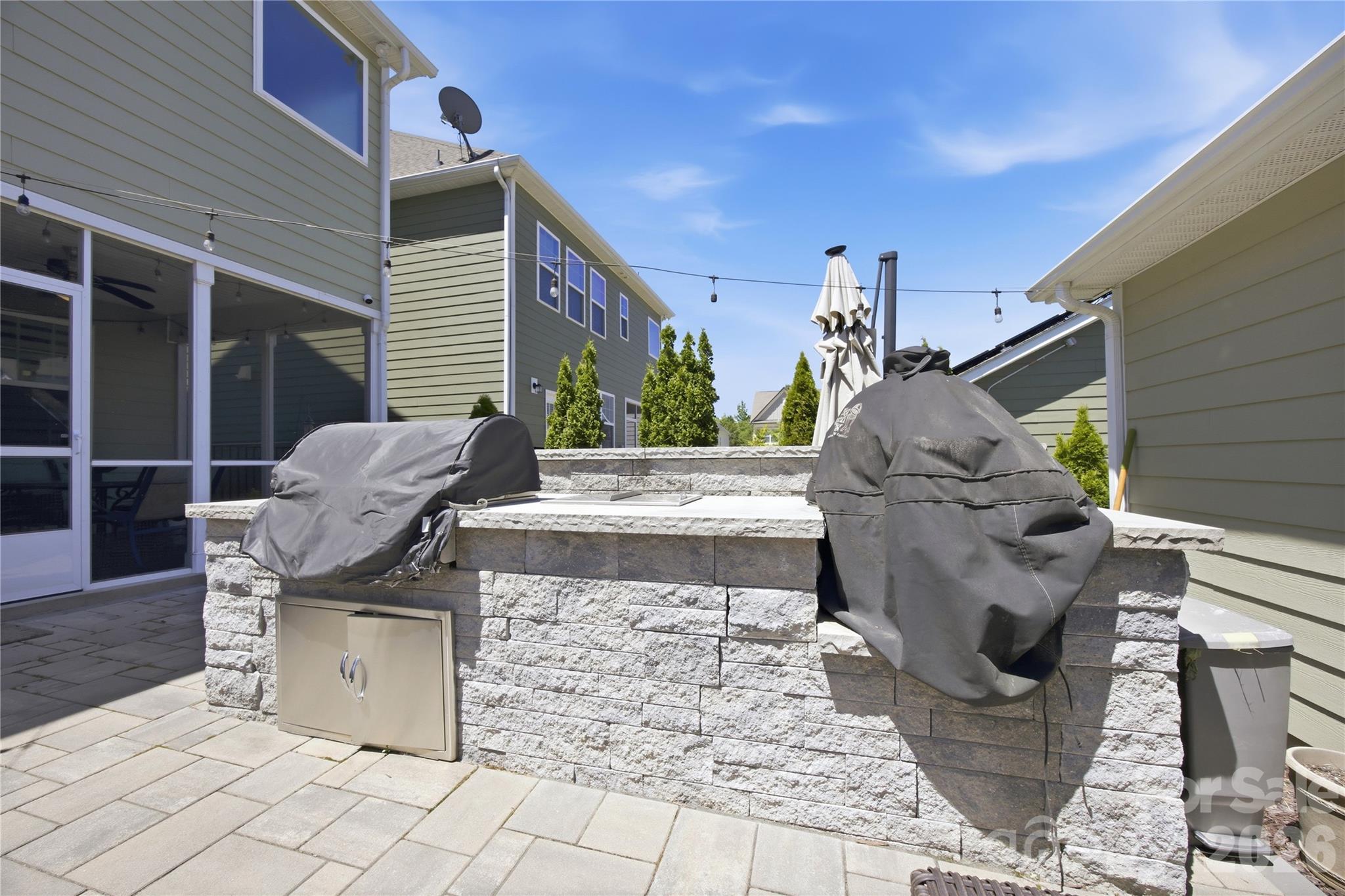 8113 Cornhill Avenue — Charlotte