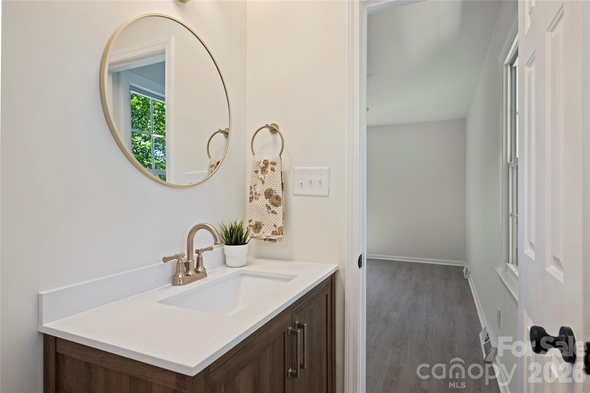 7420 Castlebar Road — Charlotte
