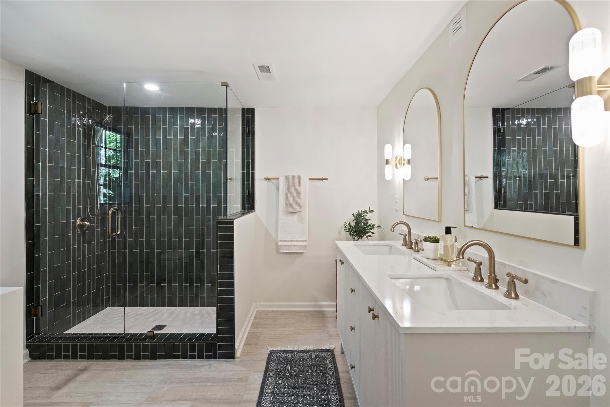 7420 Castlebar Road — Charlotte