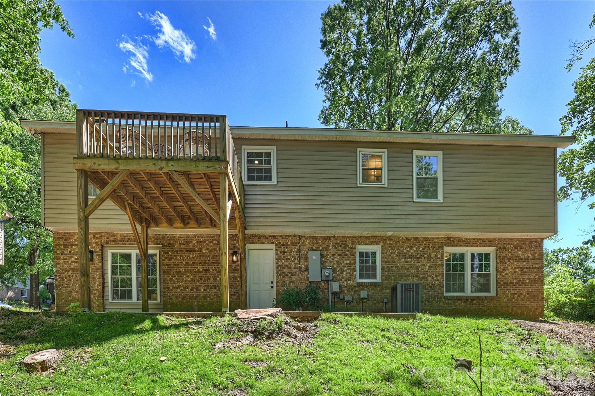 7420 Castlebar Road — Charlotte