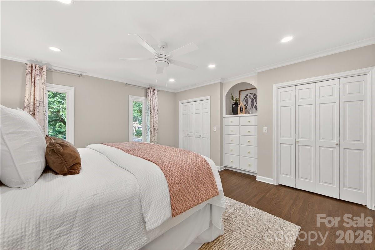 1128 Court Drive — Charlotte