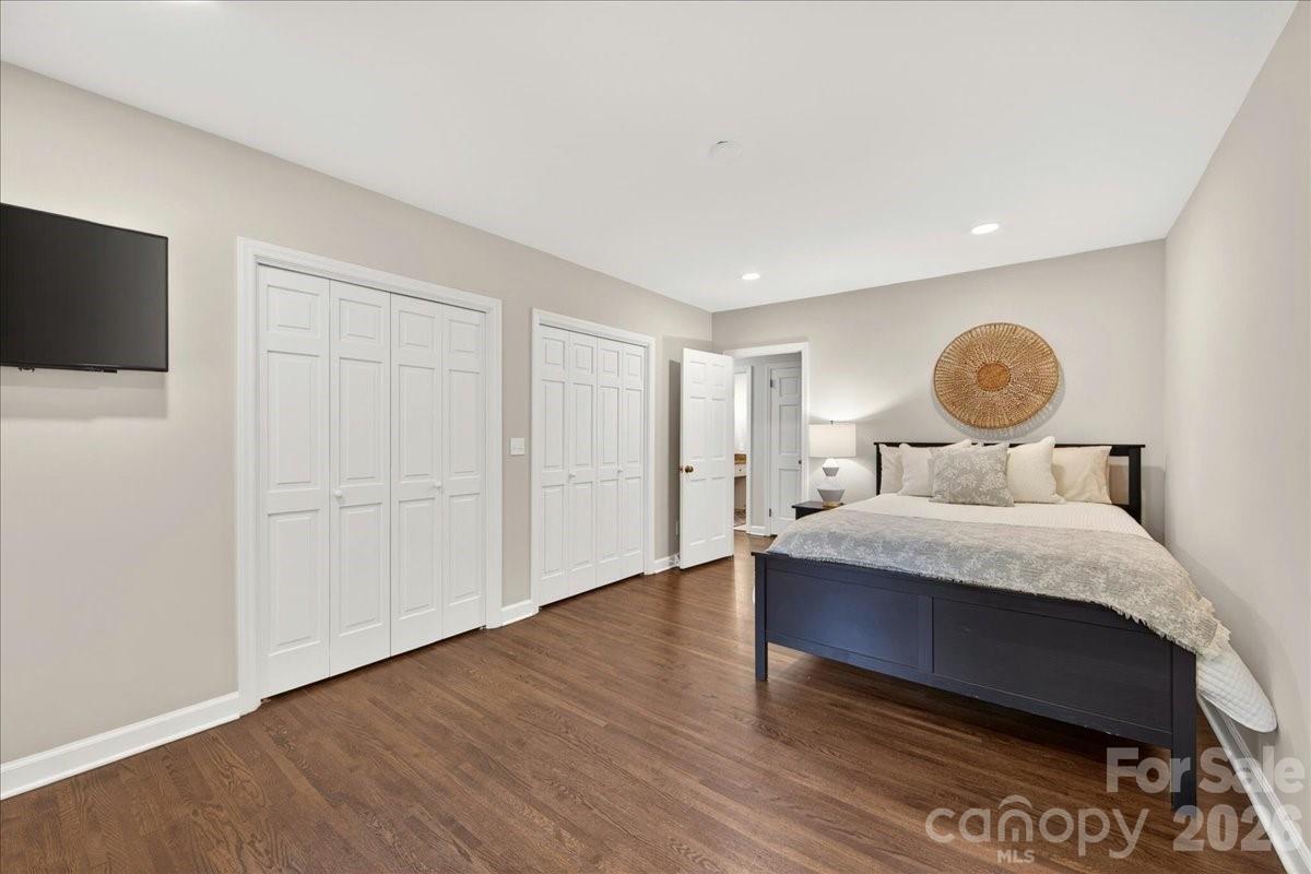 1128 Court Drive — Charlotte