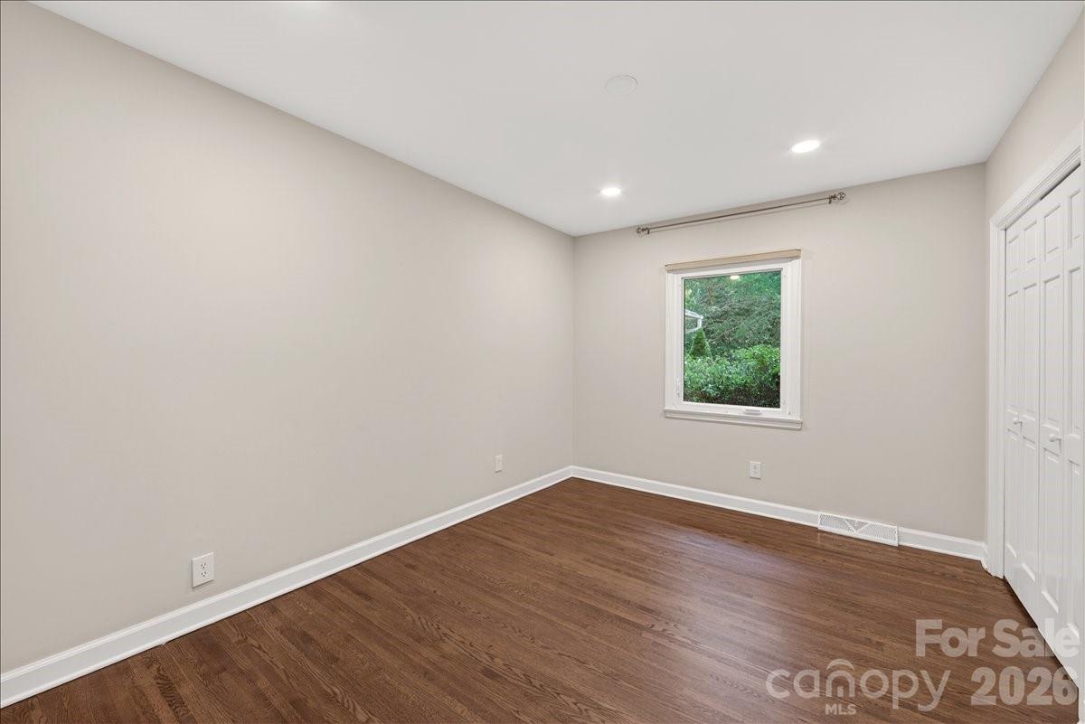 1128 Court Drive — Charlotte