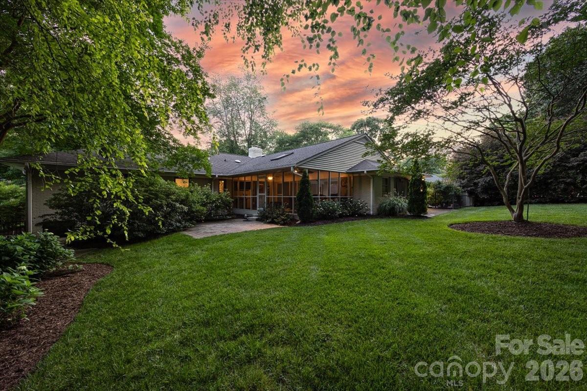 1128 Court Drive — Charlotte