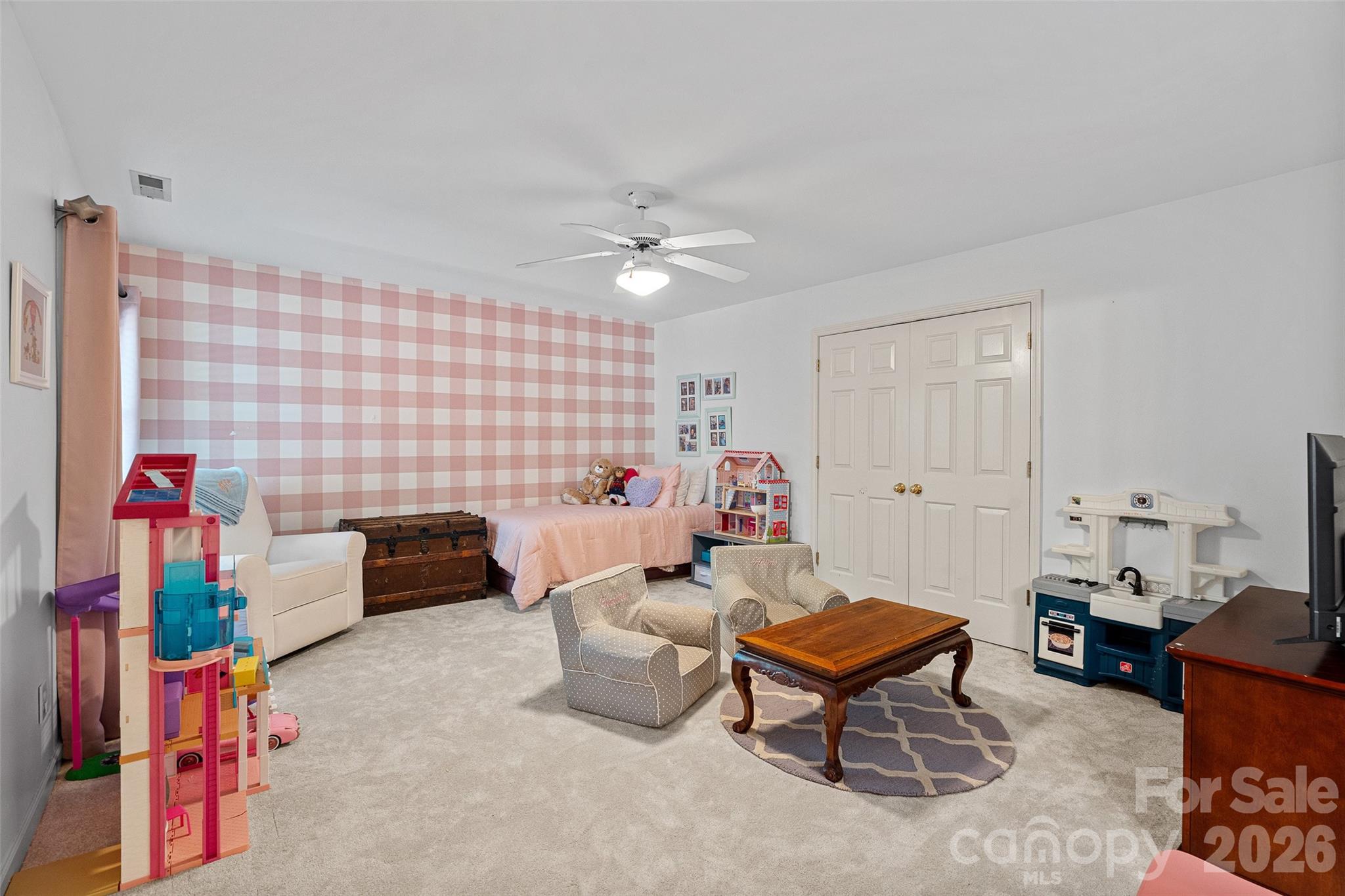 6424 Creola Road — Charlotte