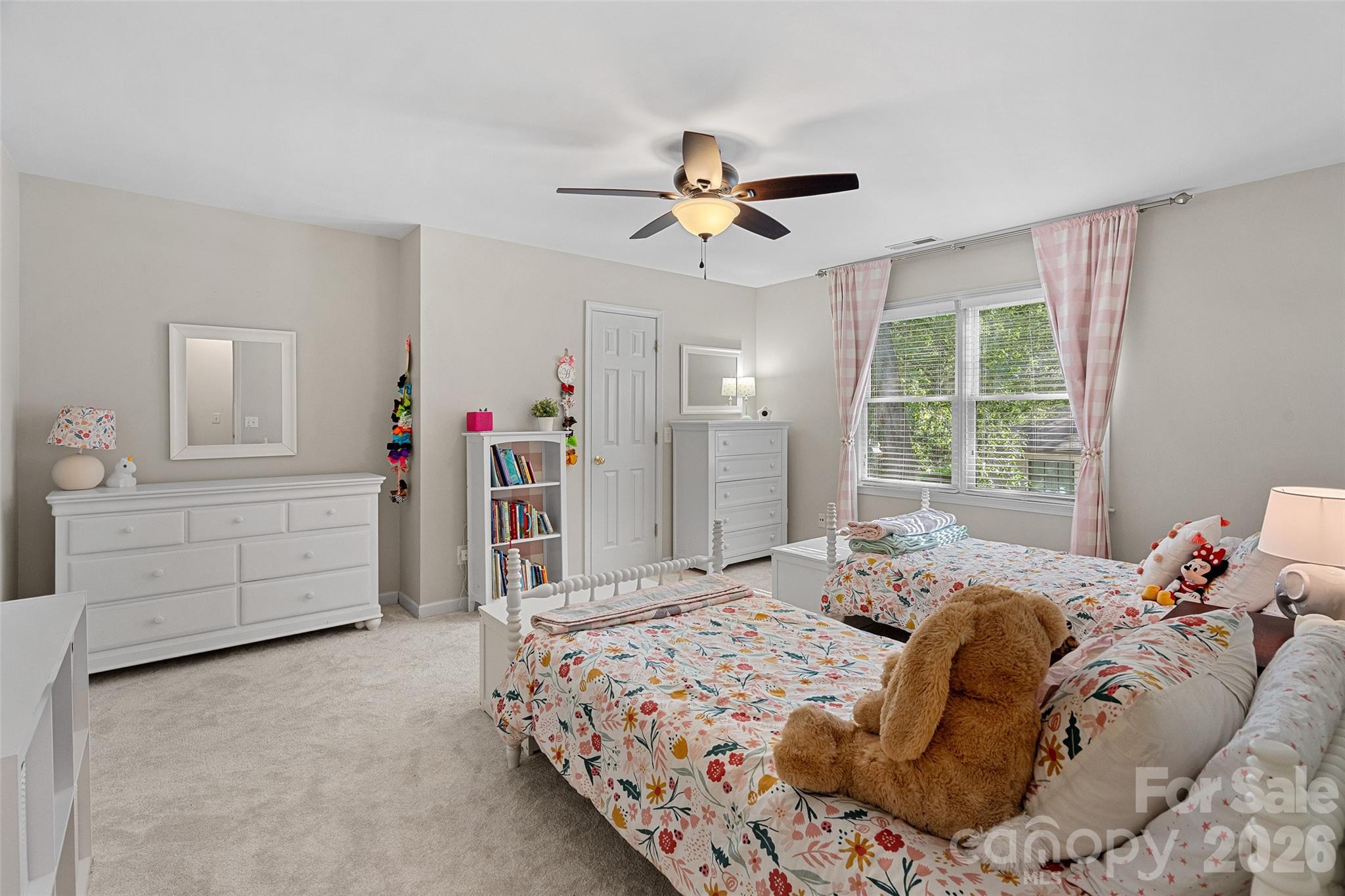 6424 Creola Road — Charlotte