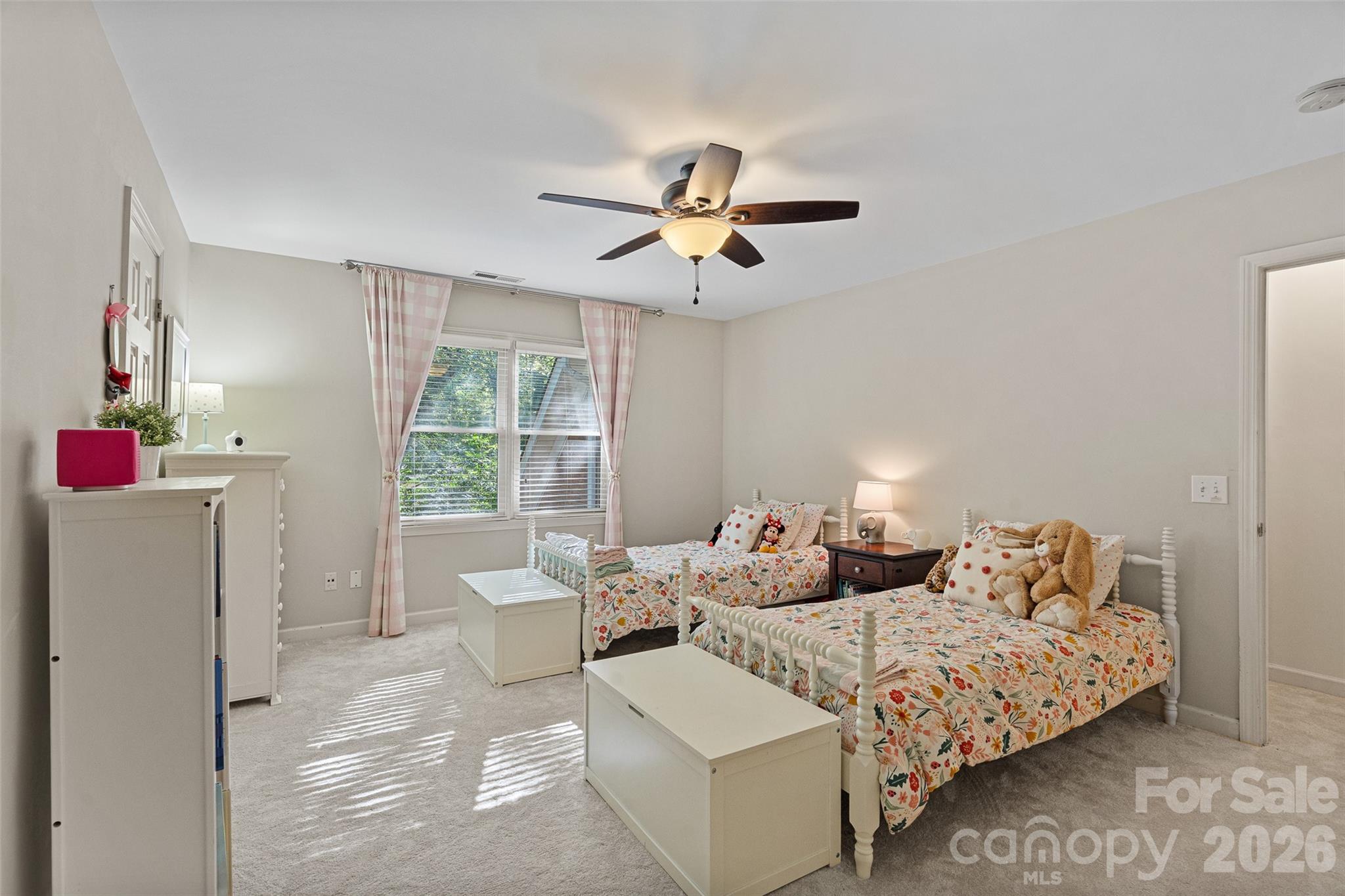6424 Creola Road — Charlotte