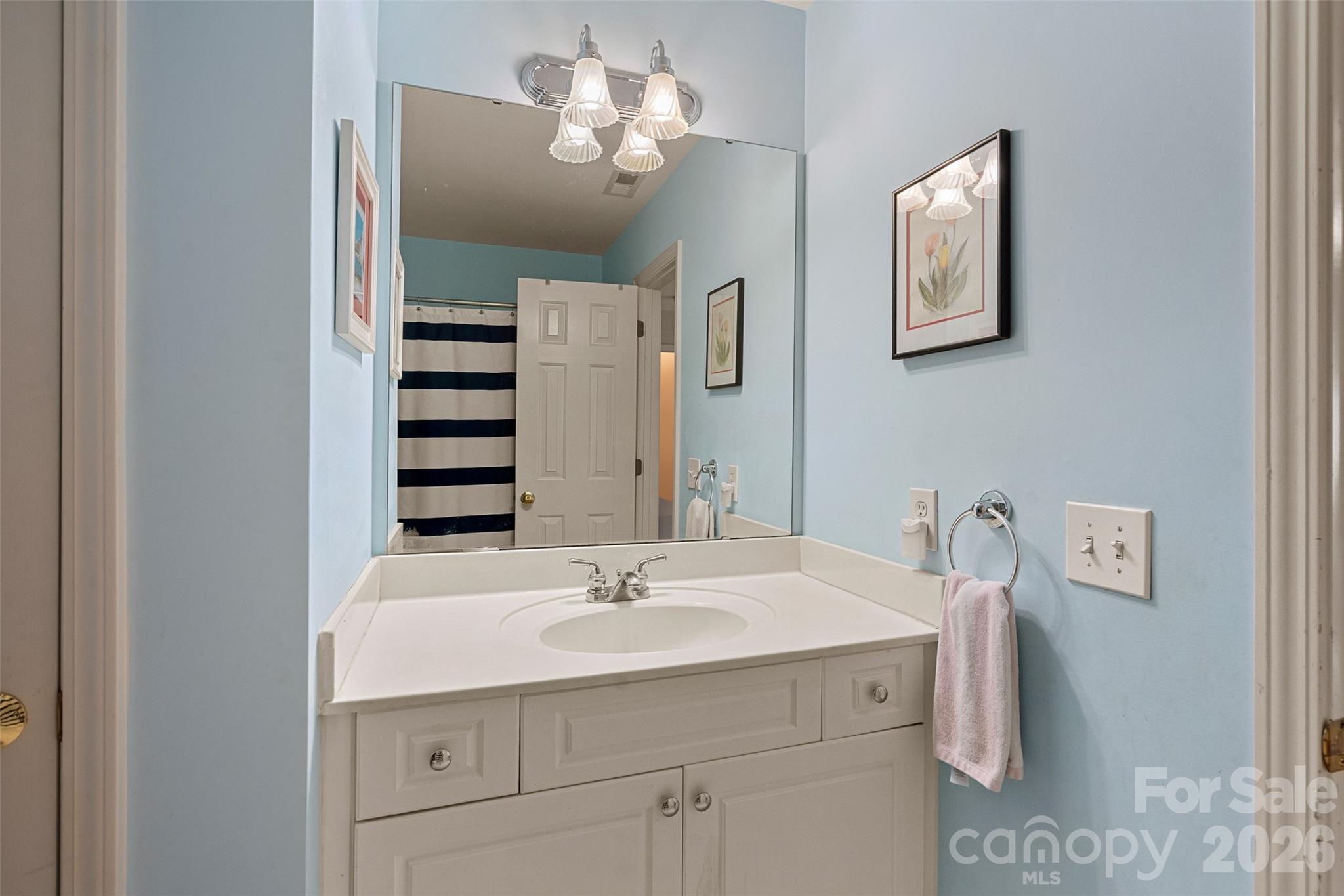 6424 Creola Road — Charlotte