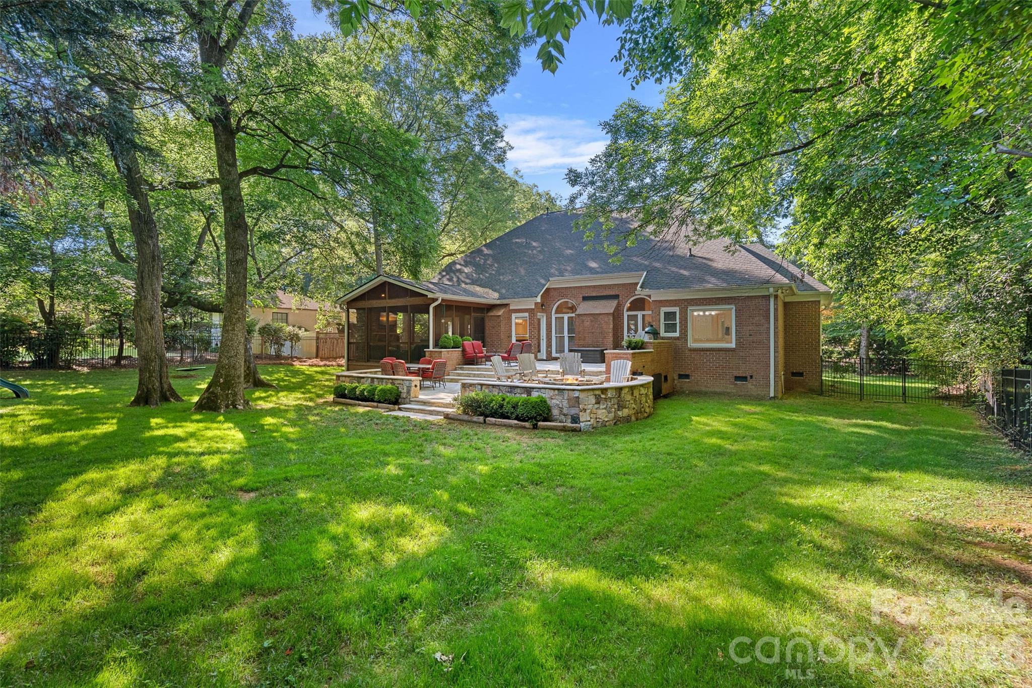 6424 Creola Road — Charlotte