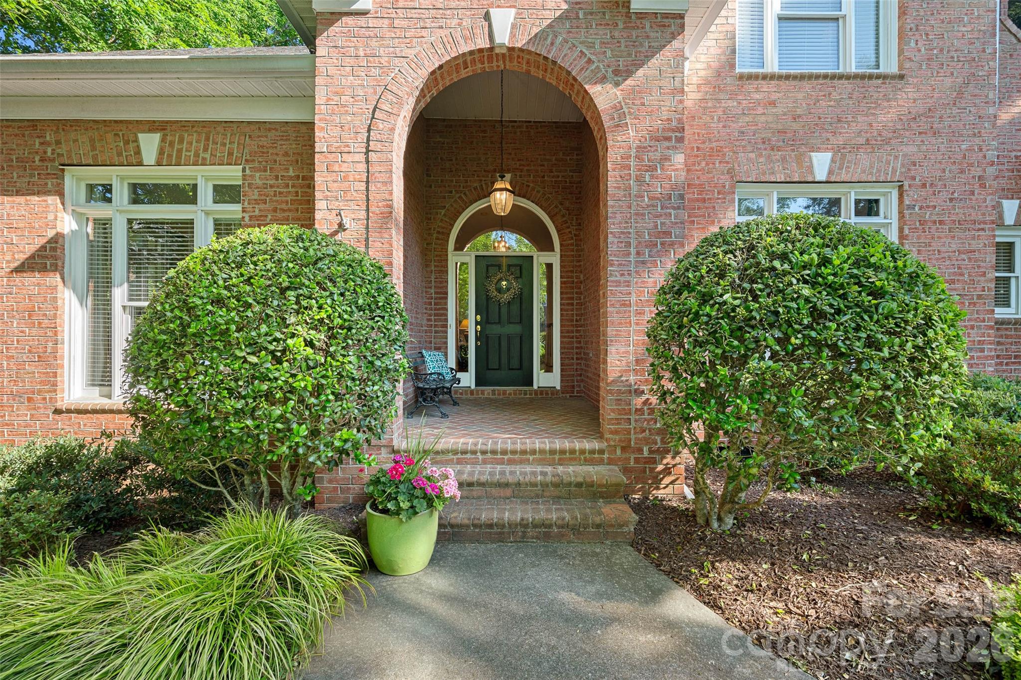 6424 Creola Road — Charlotte