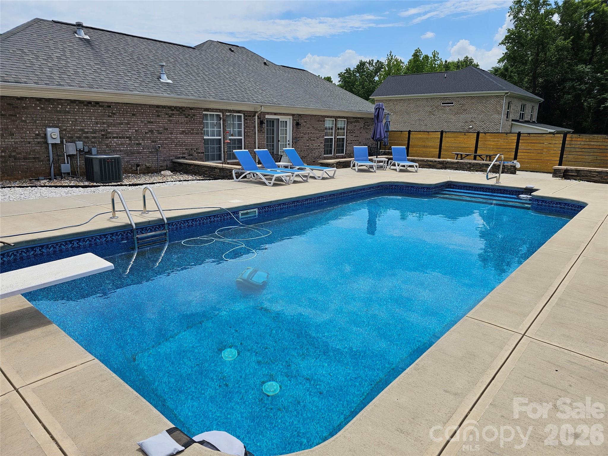 2823 Gourdvine Drive — Marshville