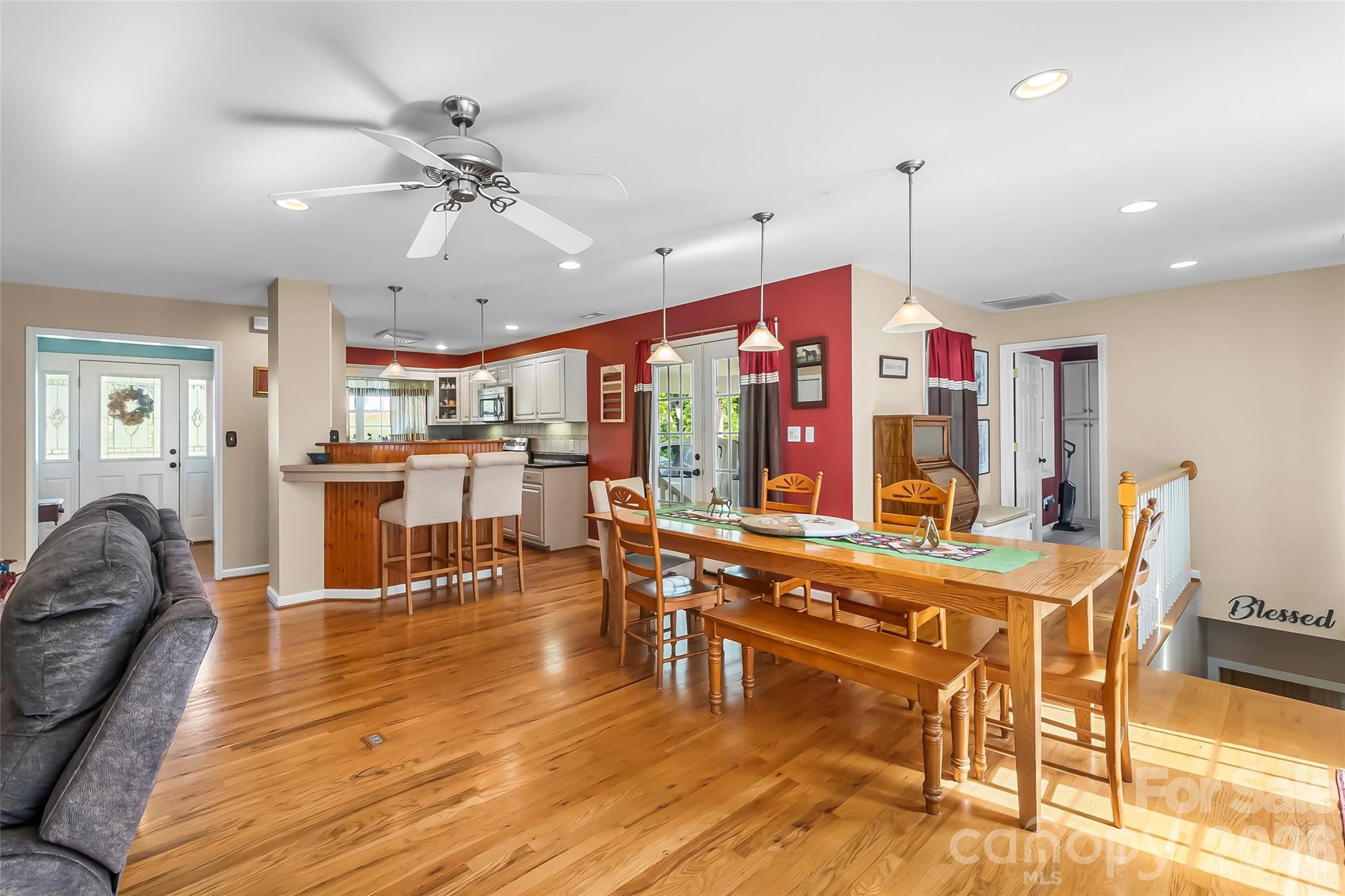 183 Greenlea Circle — Taylorsville