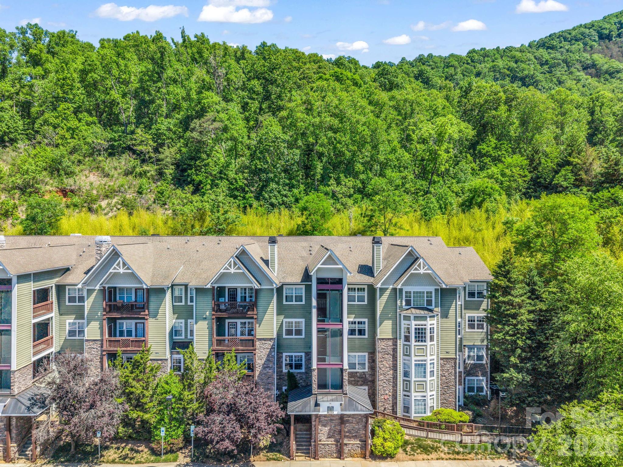 2000 Olde Eastwood Village Boulevard #3B — Asheville