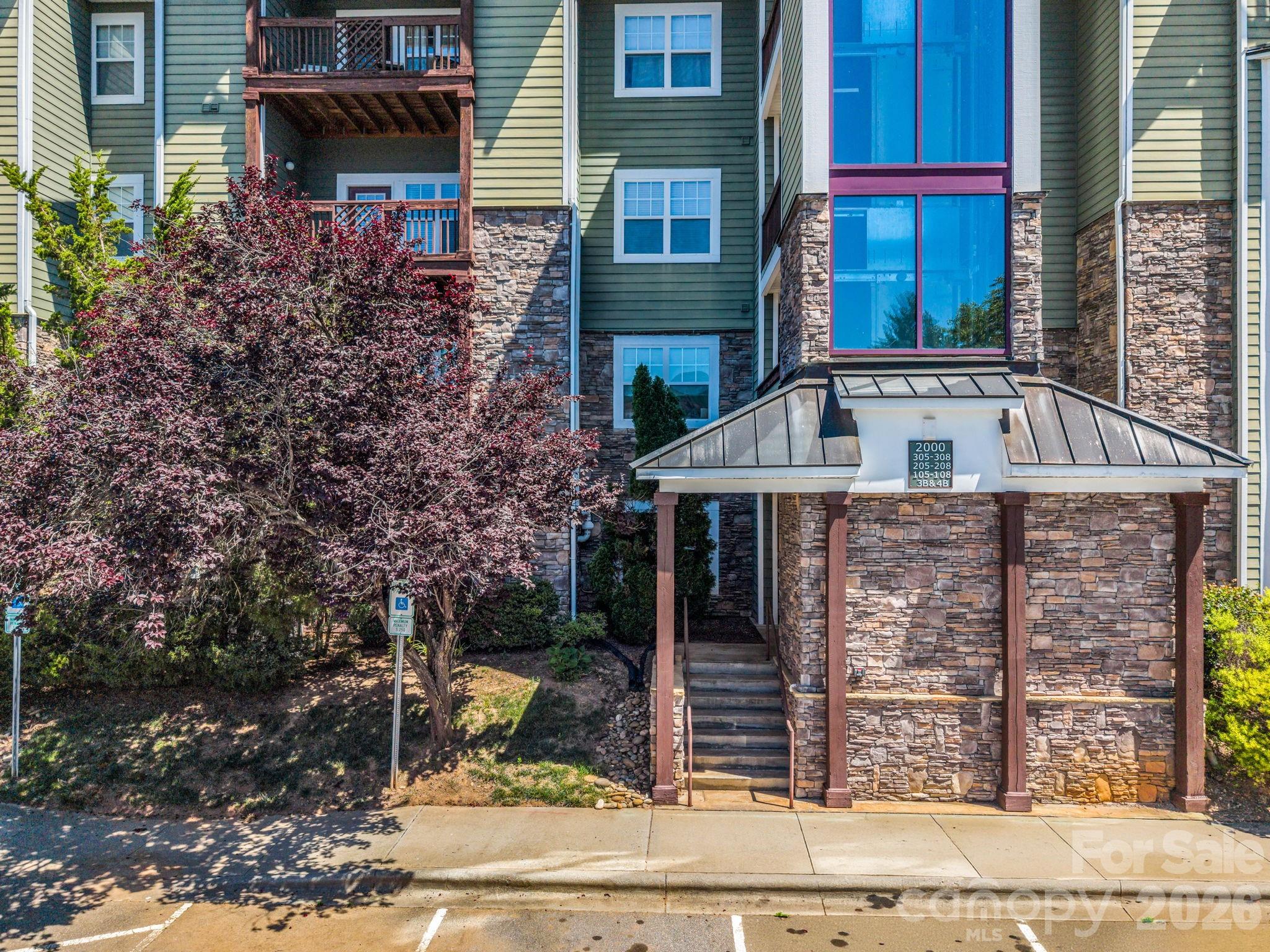 2000 Olde Eastwood Village Boulevard #3B — Asheville