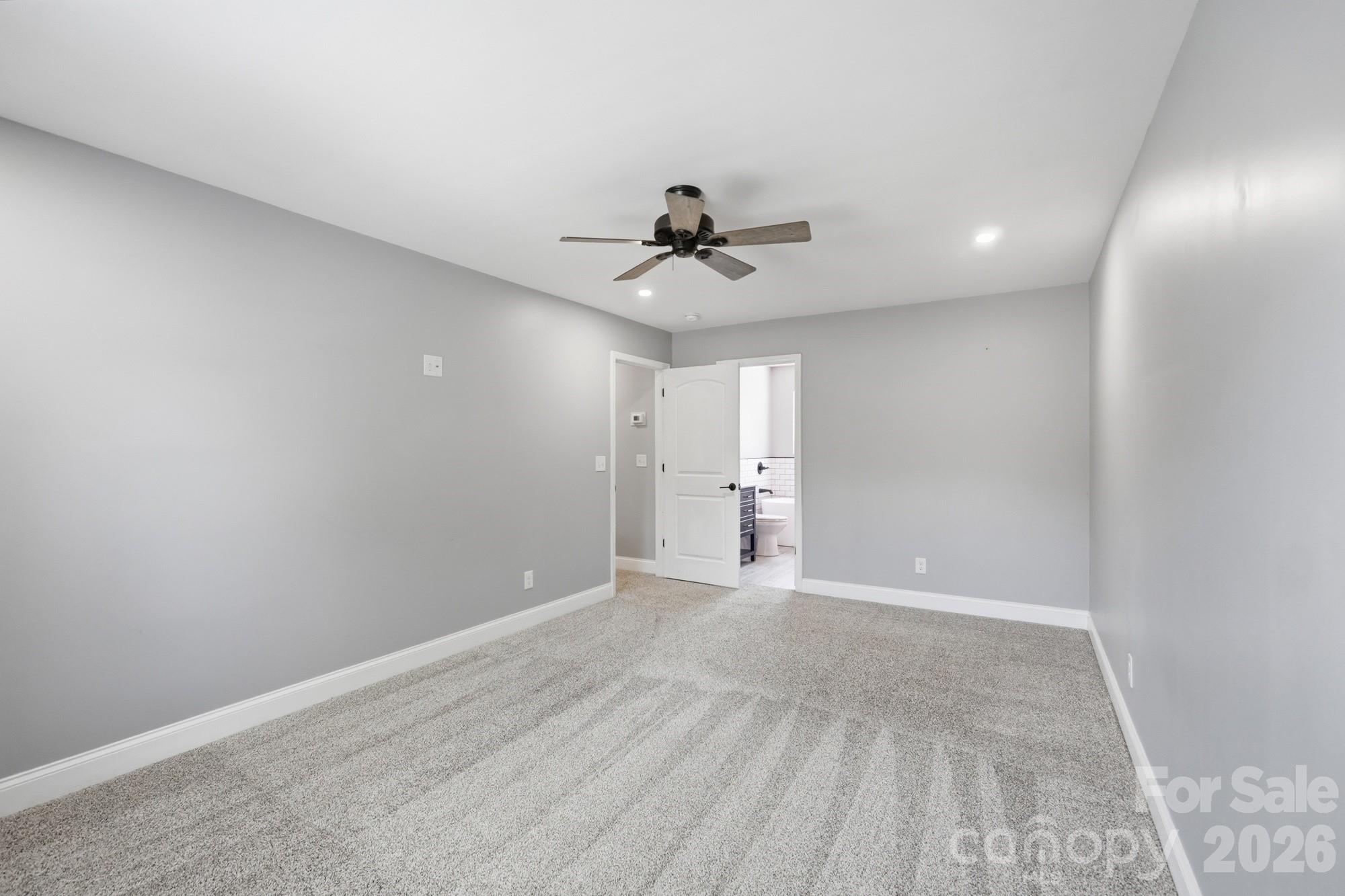 1001 Noles Drive — Mount Holly