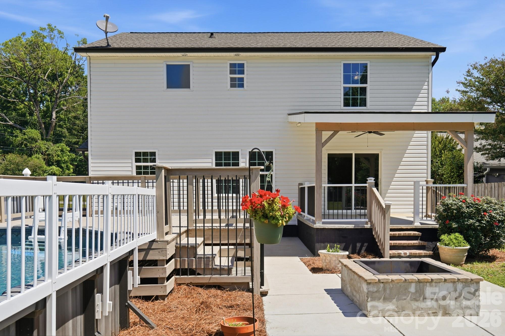 1001 Noles Drive — Mount Holly