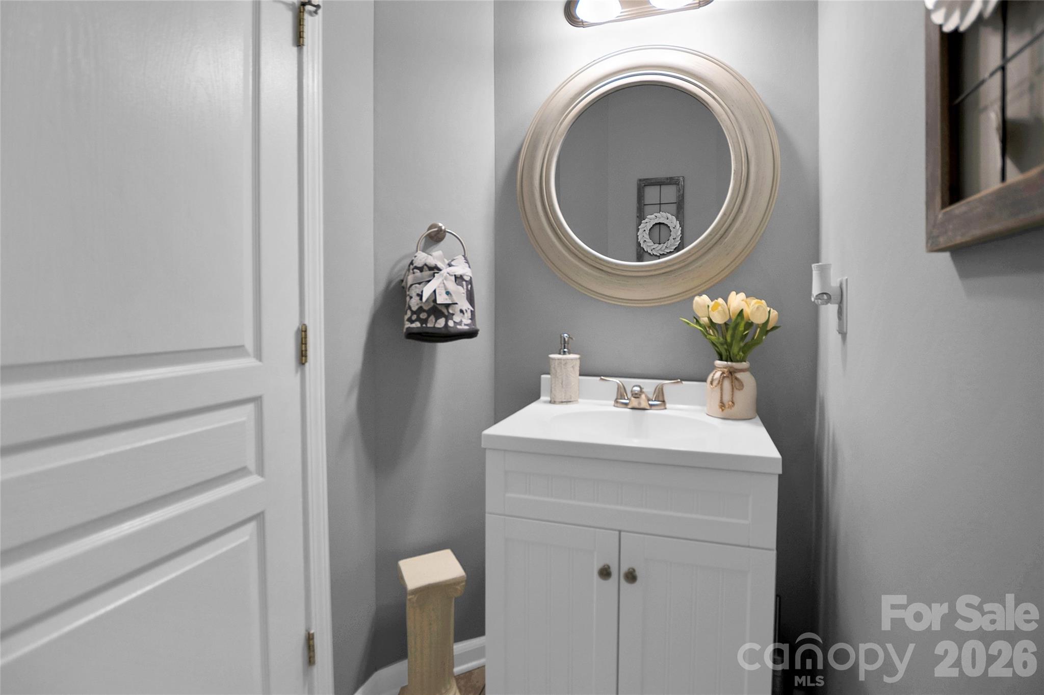9806 Back Acre Drive — Charlotte
