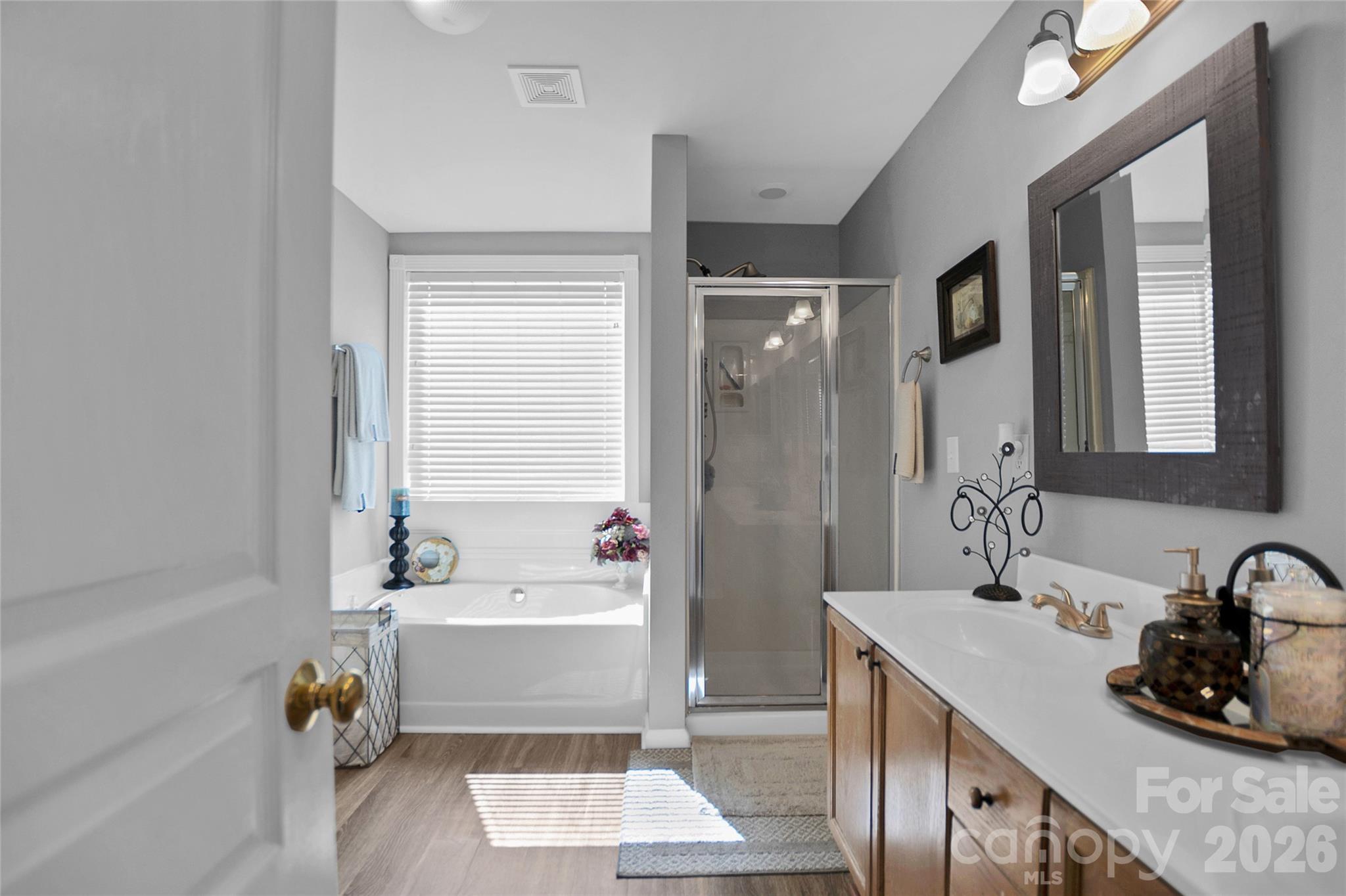 9806 Back Acre Drive — Charlotte