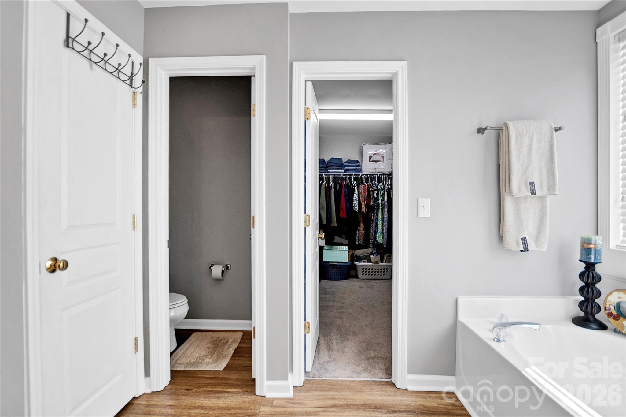 9806 Back Acre Drive — Charlotte