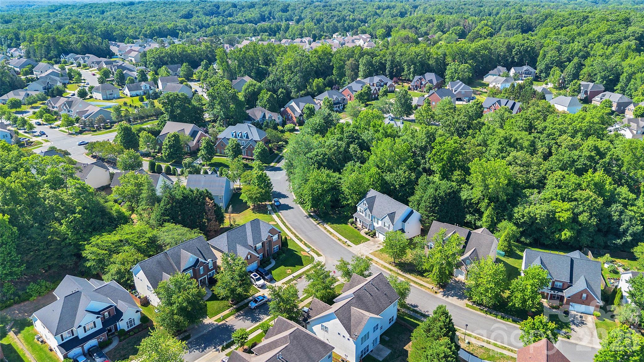 9806 Back Acre Drive — Charlotte