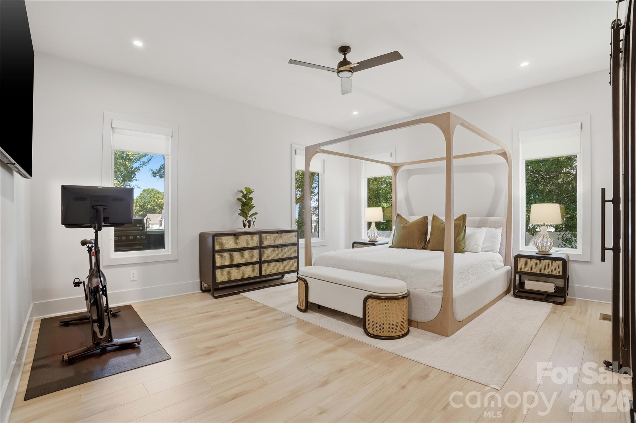 5408 Carmel Road — Charlotte
