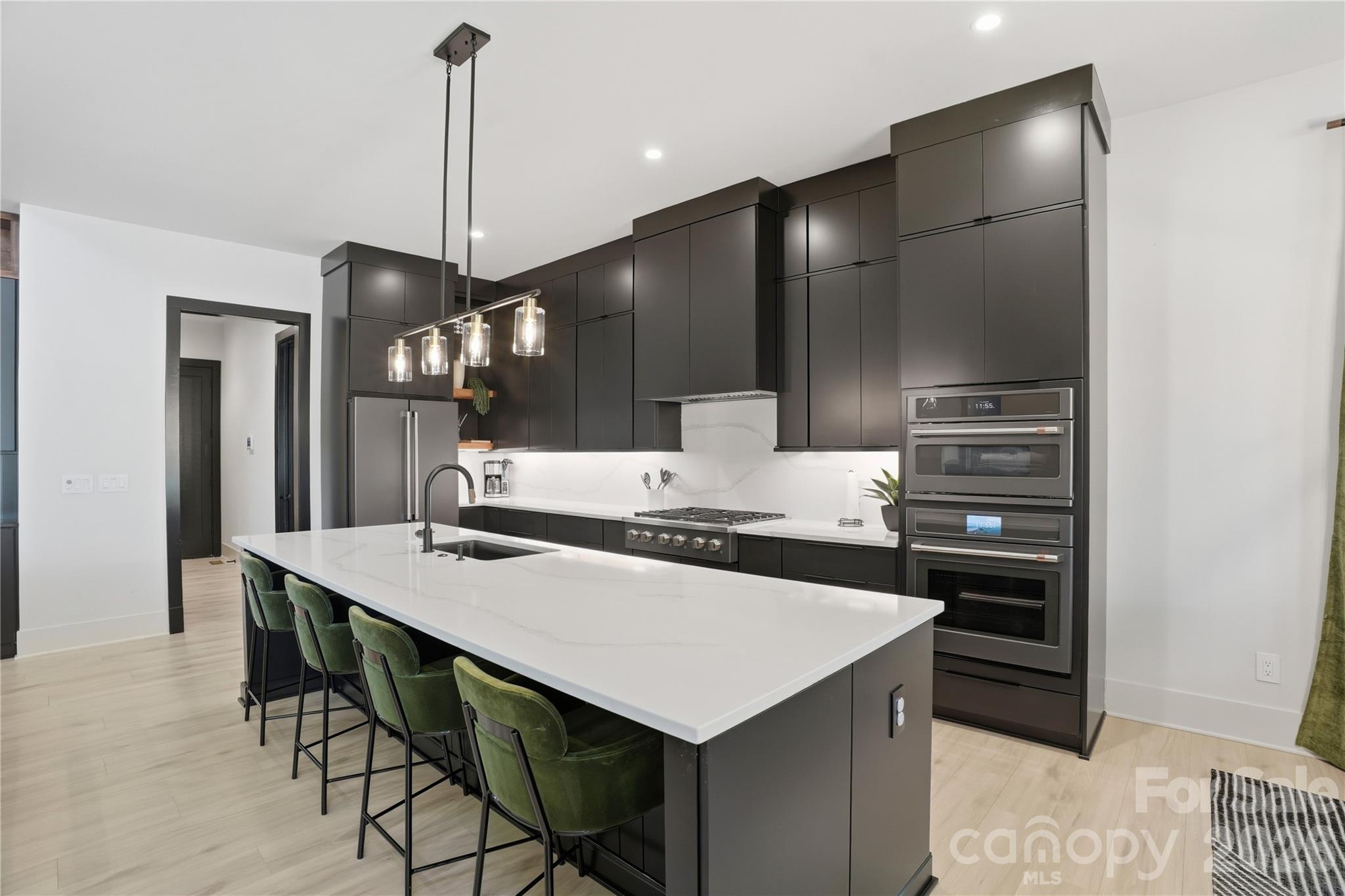 5408 Carmel Road — Charlotte