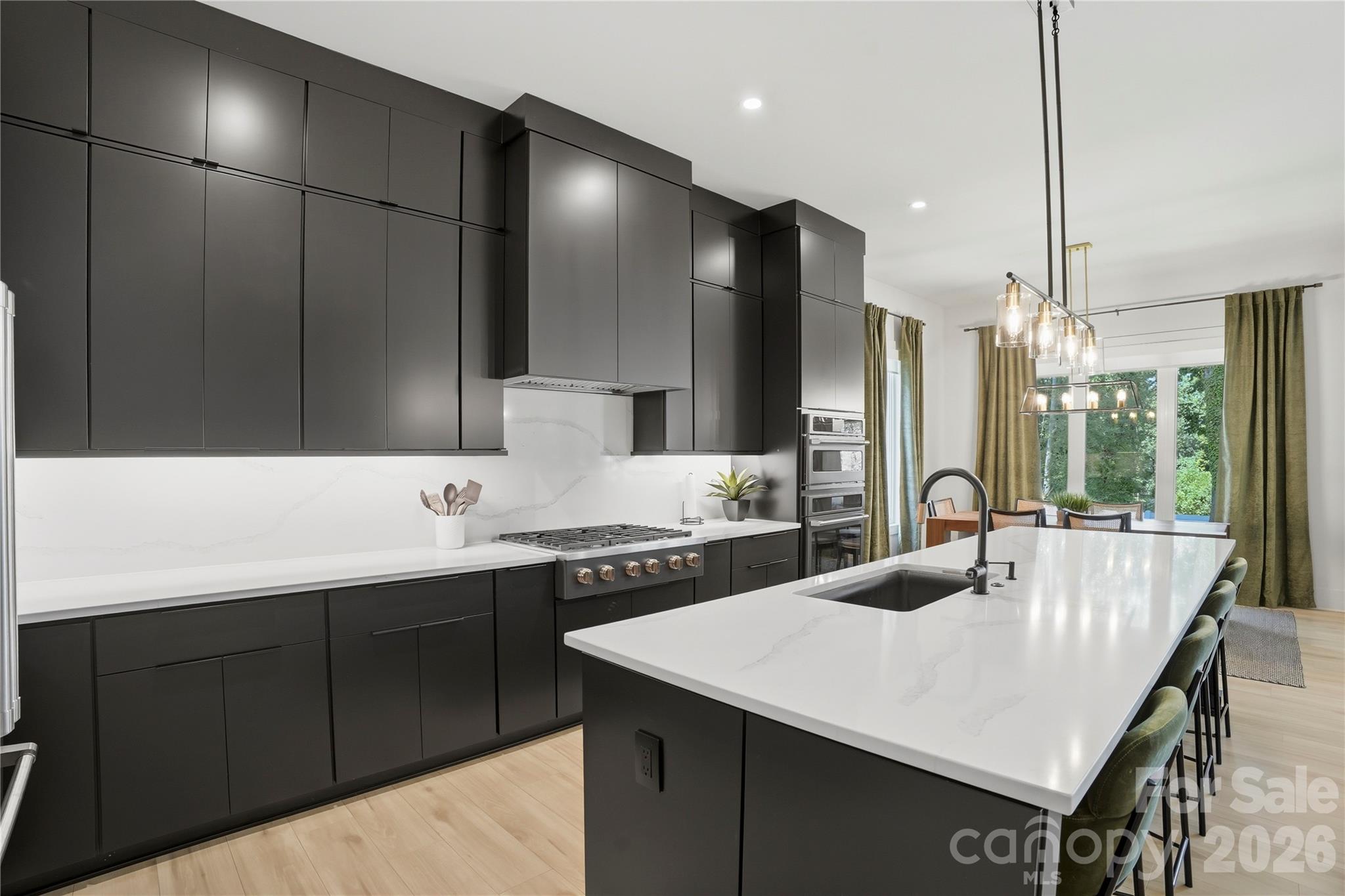 5408 Carmel Road — Charlotte