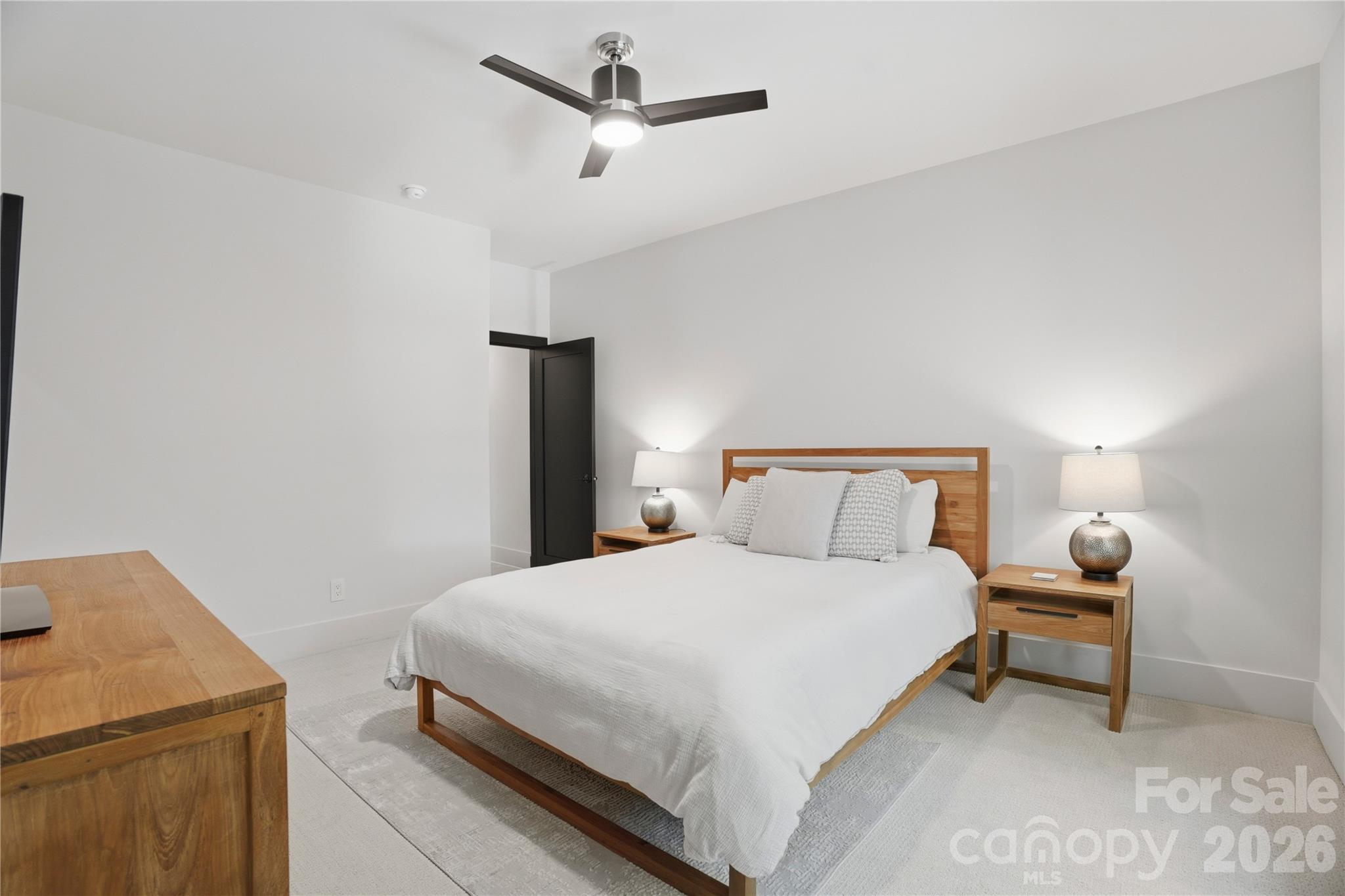 5408 Carmel Road — Charlotte