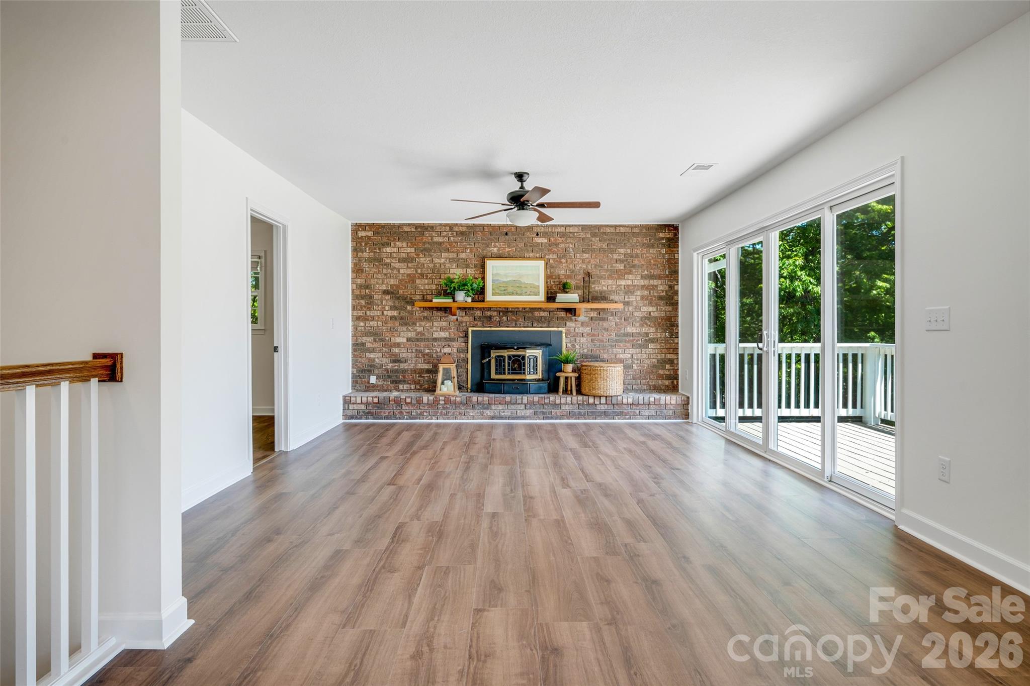 69 Milburn Lane — Hendersonville