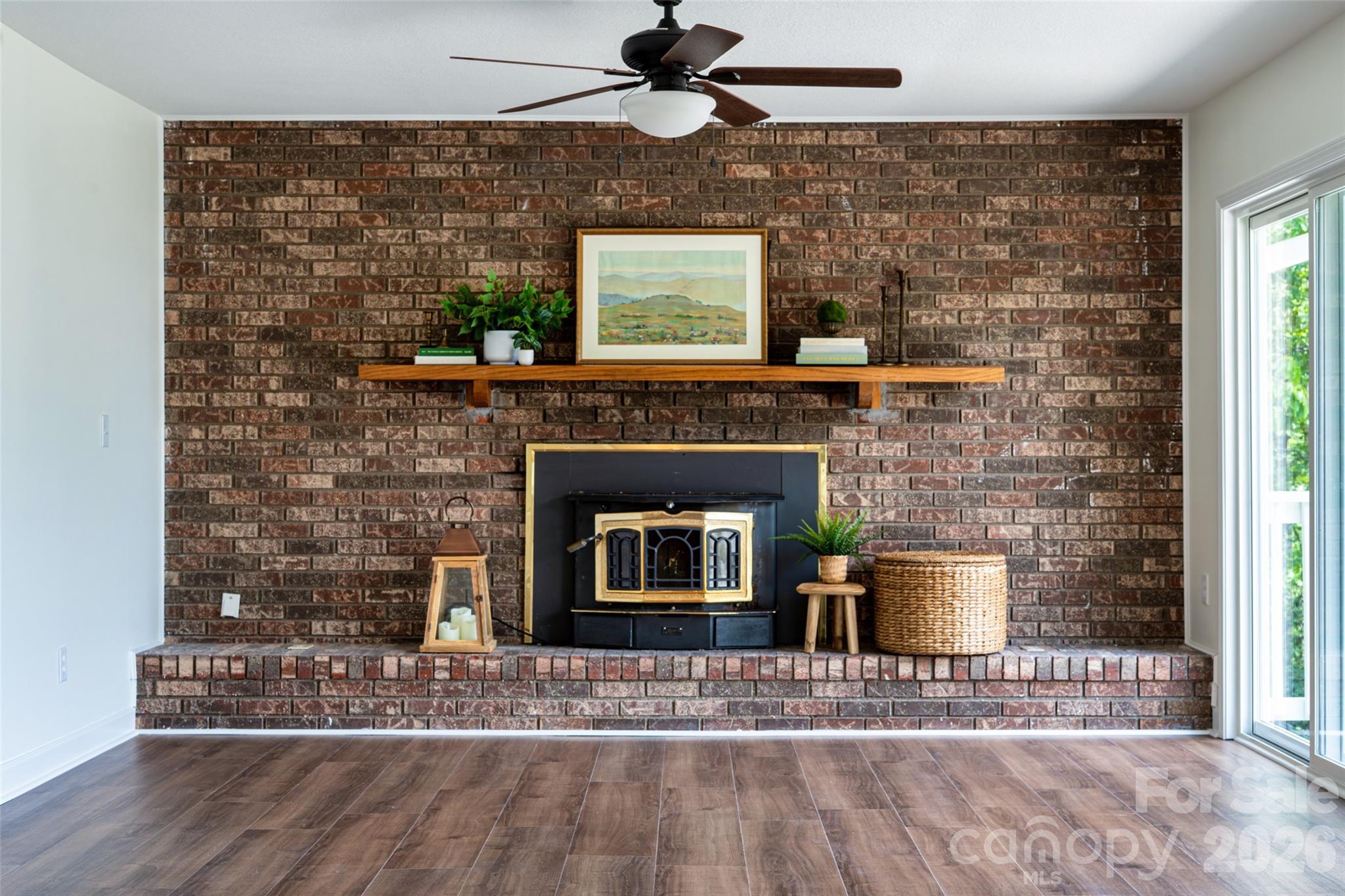 69 Milburn Lane — Hendersonville