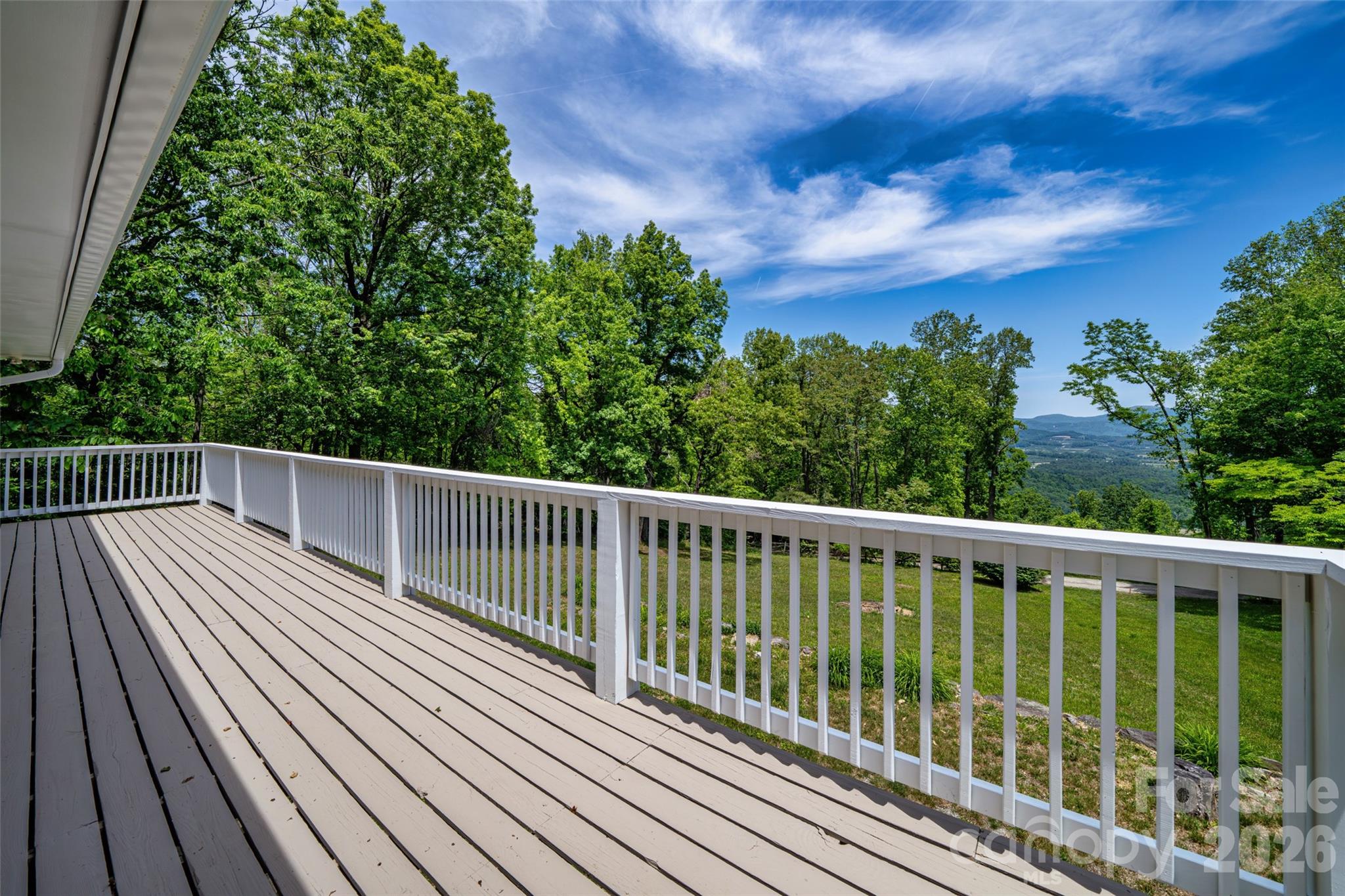69 Milburn Lane — Hendersonville