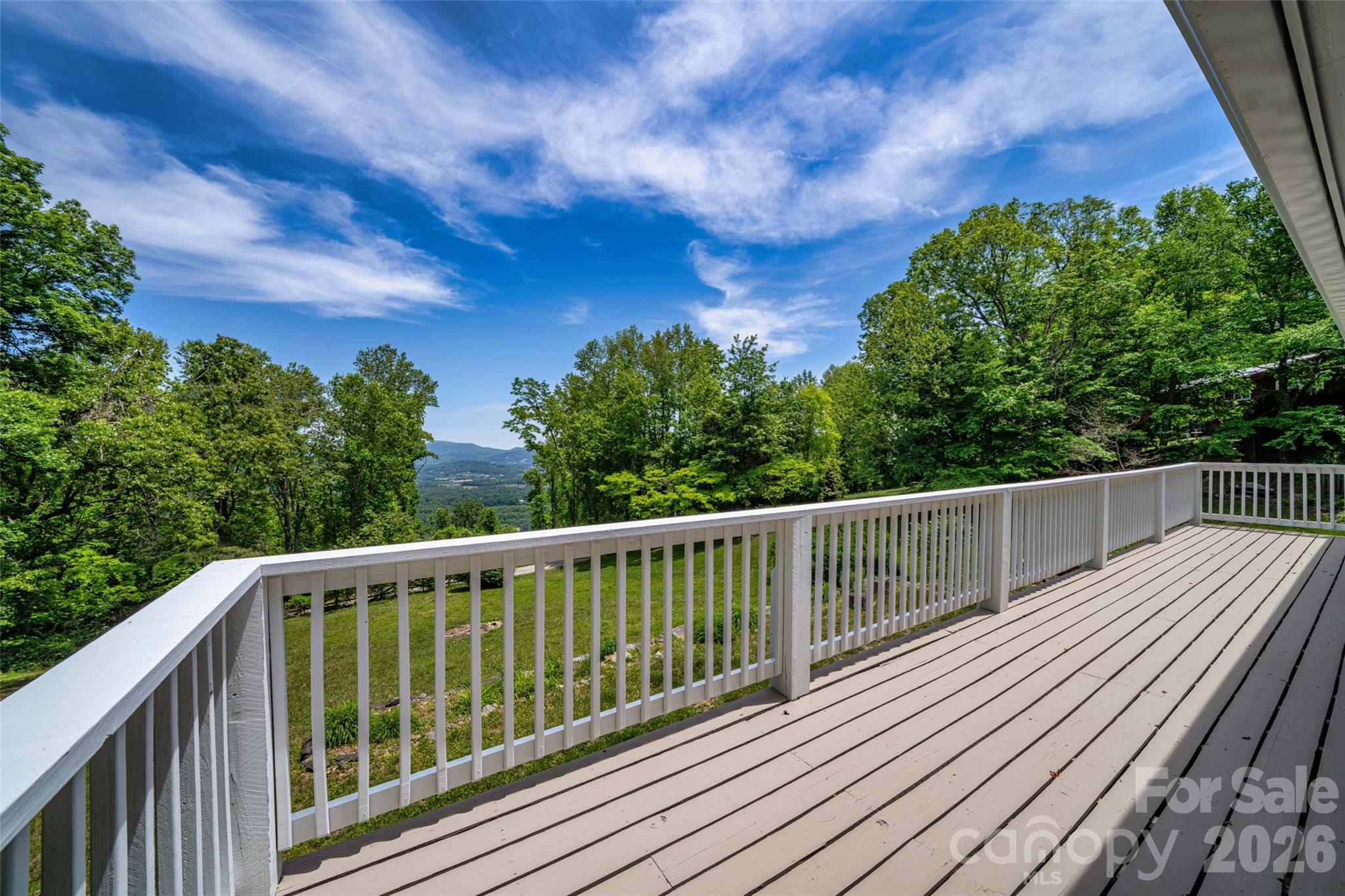 69 Milburn Lane — Hendersonville