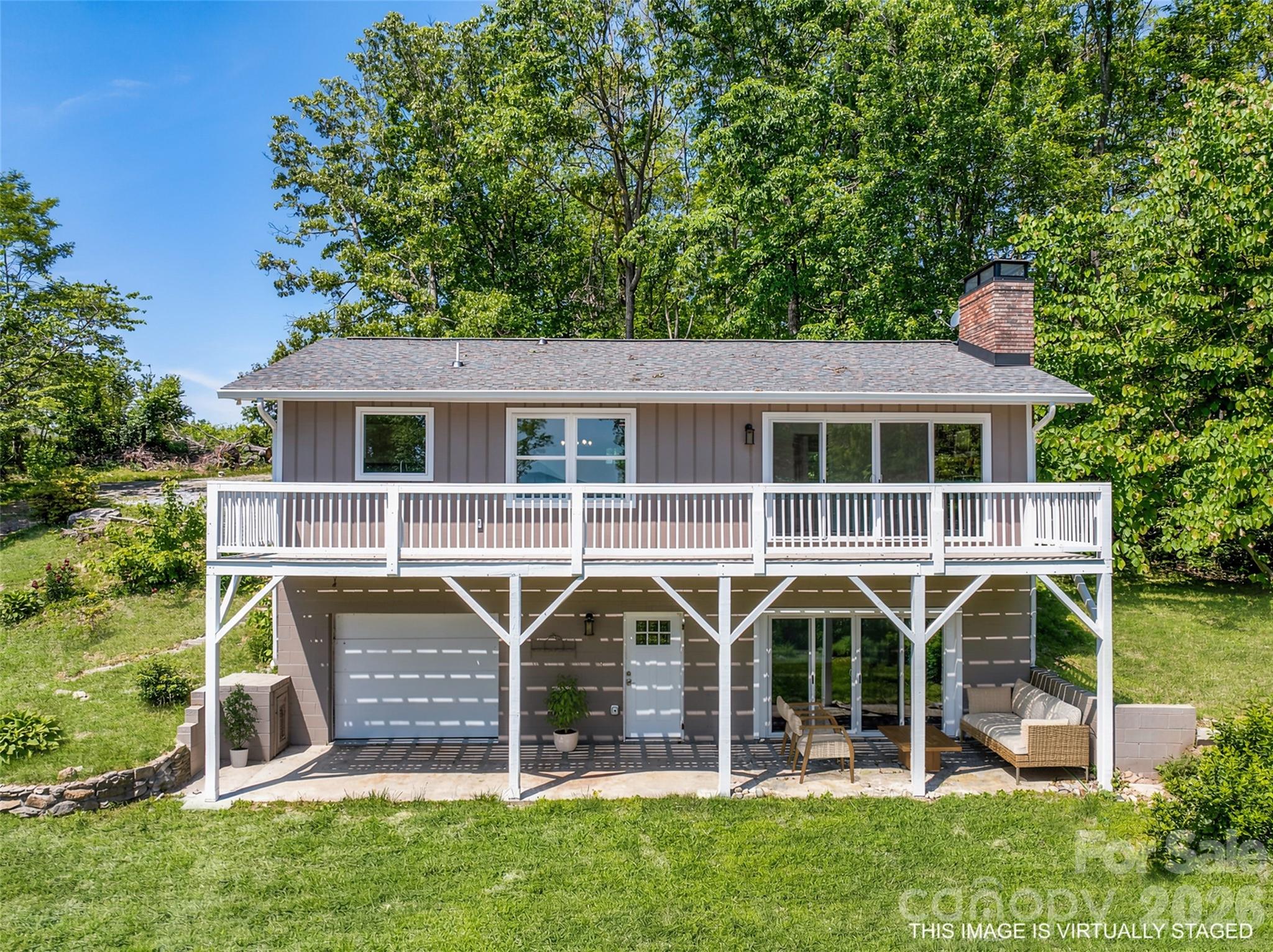 69 Milburn Lane — Hendersonville