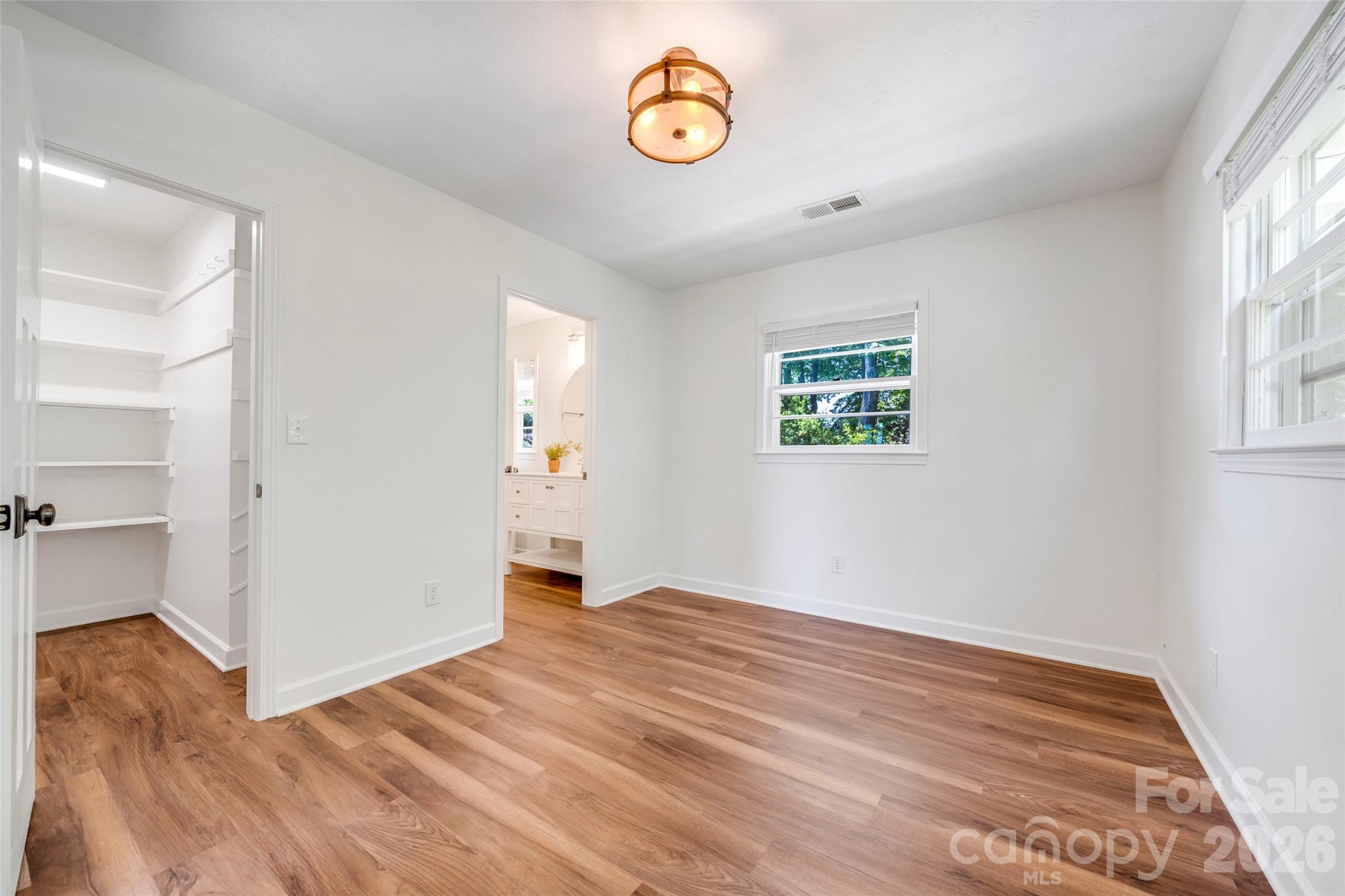 69 Milburn Lane — Hendersonville