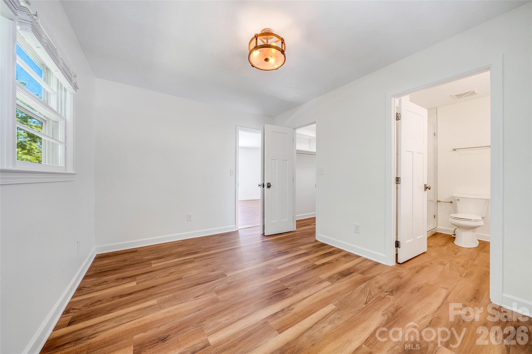 69 Milburn Lane — Hendersonville