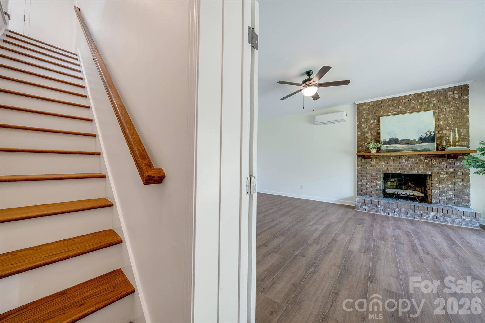 69 Milburn Lane — Hendersonville