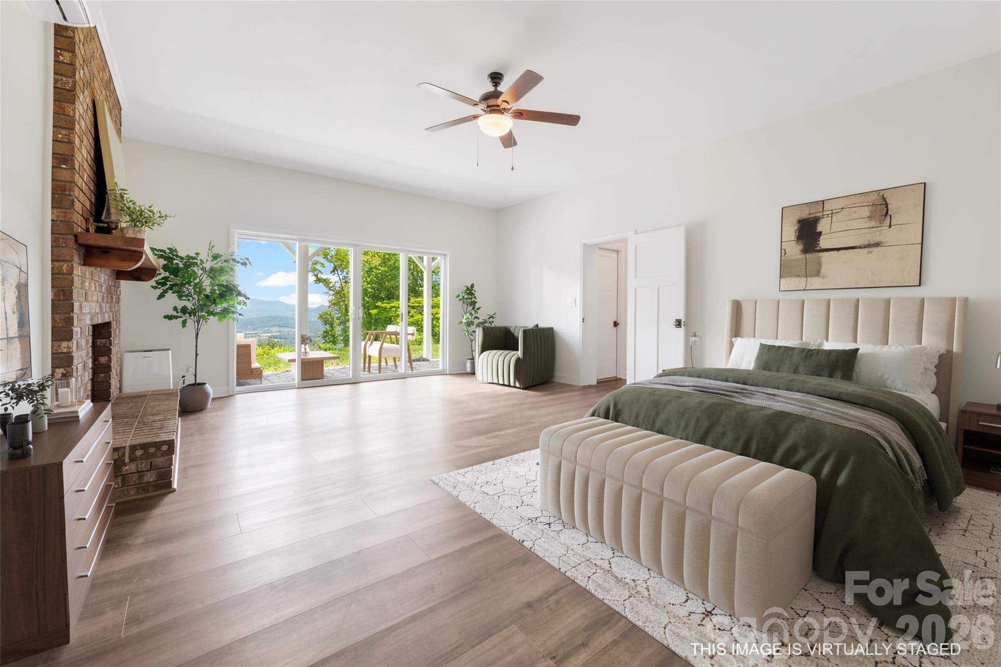 69 Milburn Lane — Hendersonville