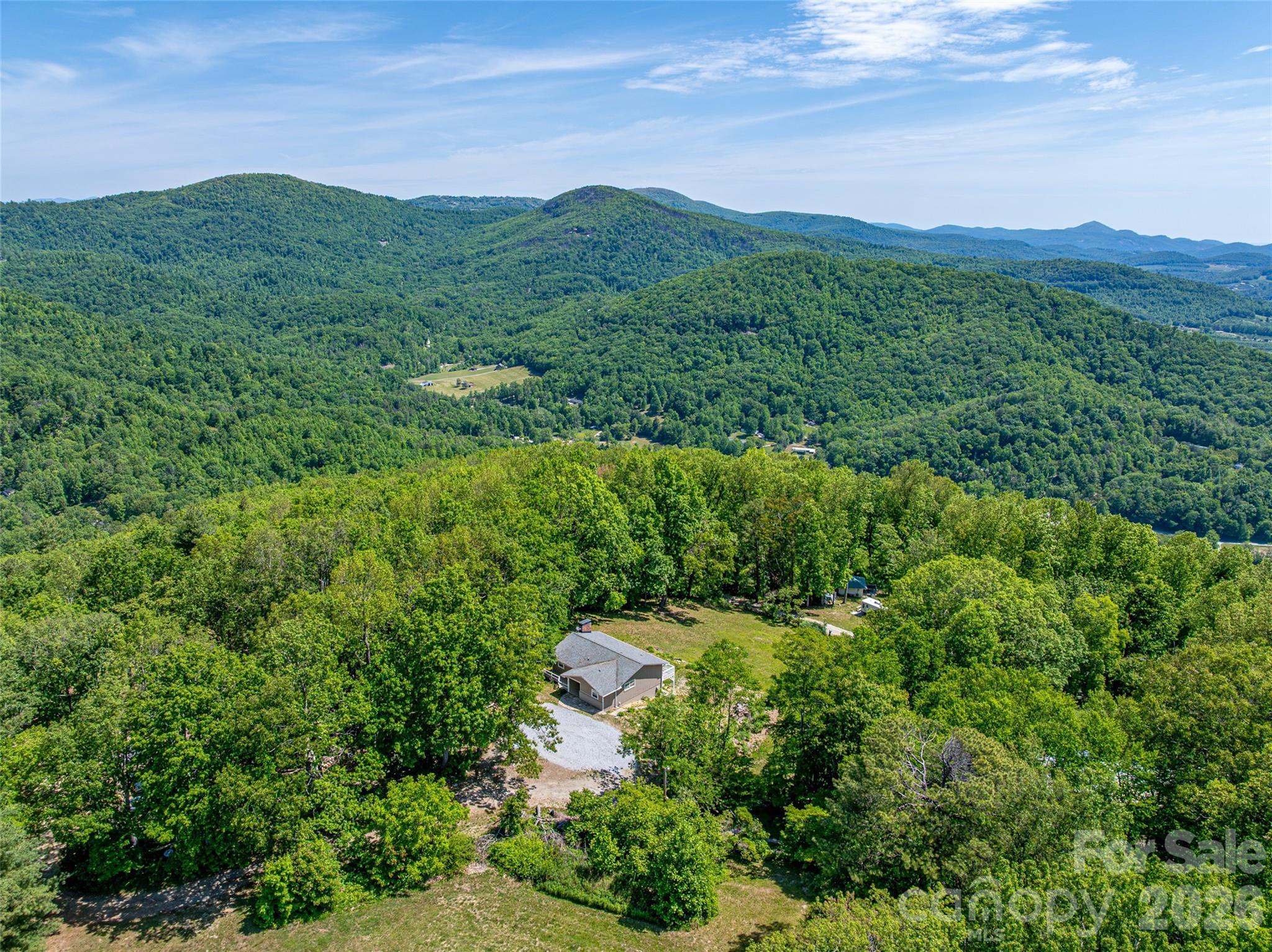 69 Milburn Lane — Hendersonville