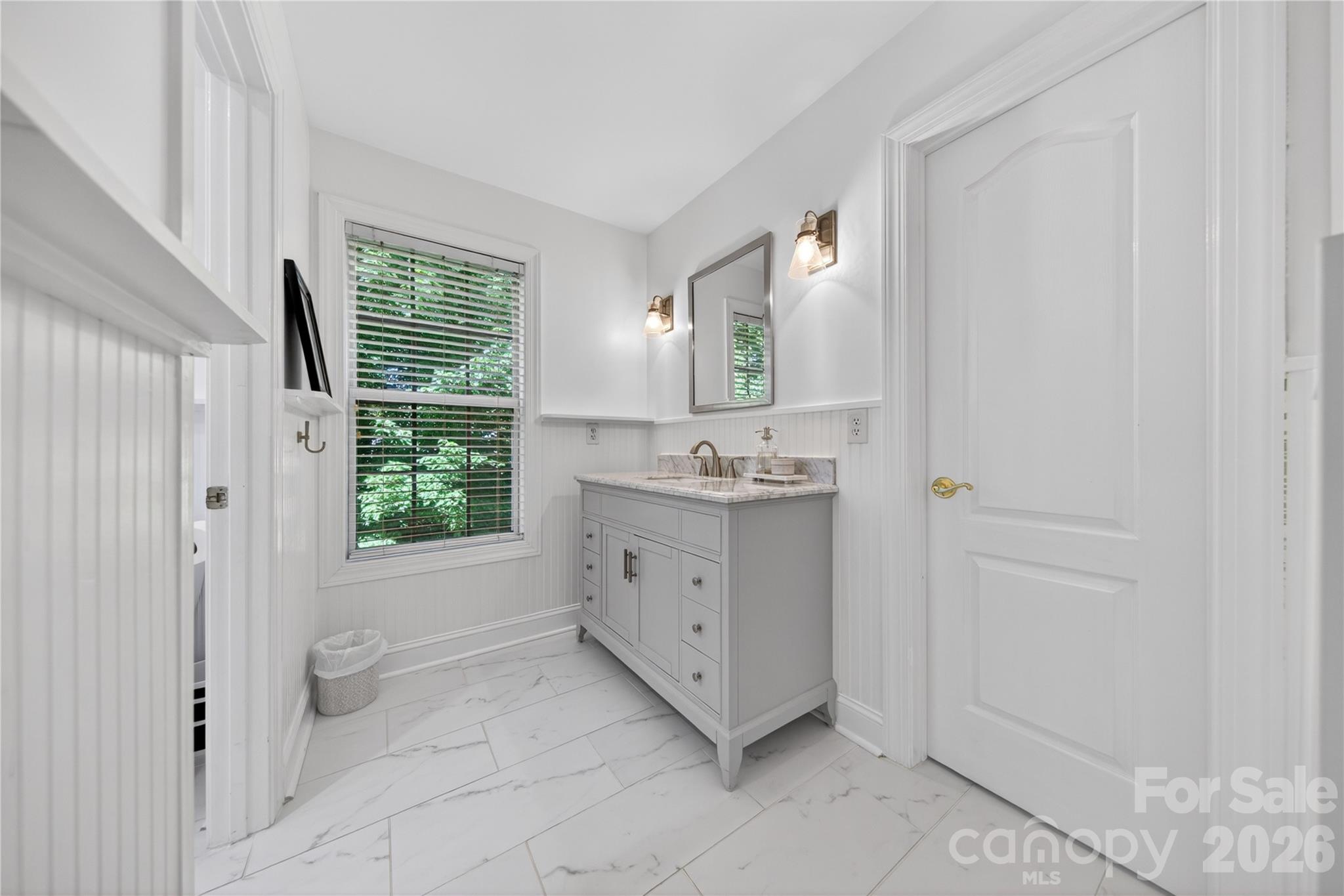 9024 Bonnie Briar Circle — Charlotte